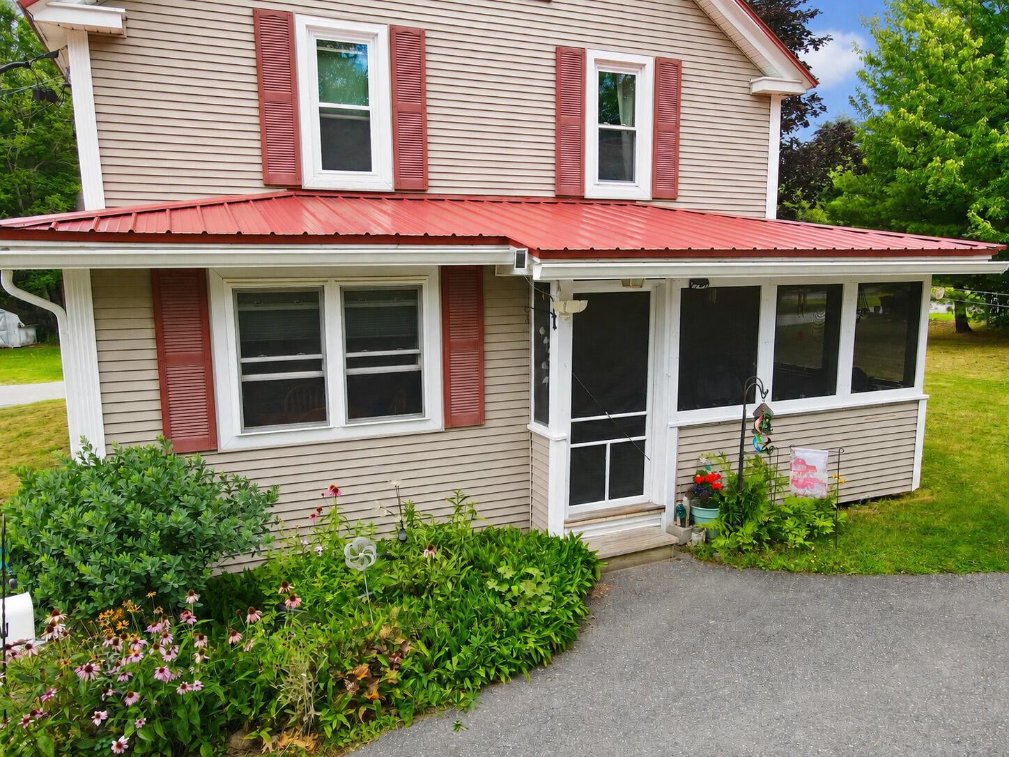 main property photo 45