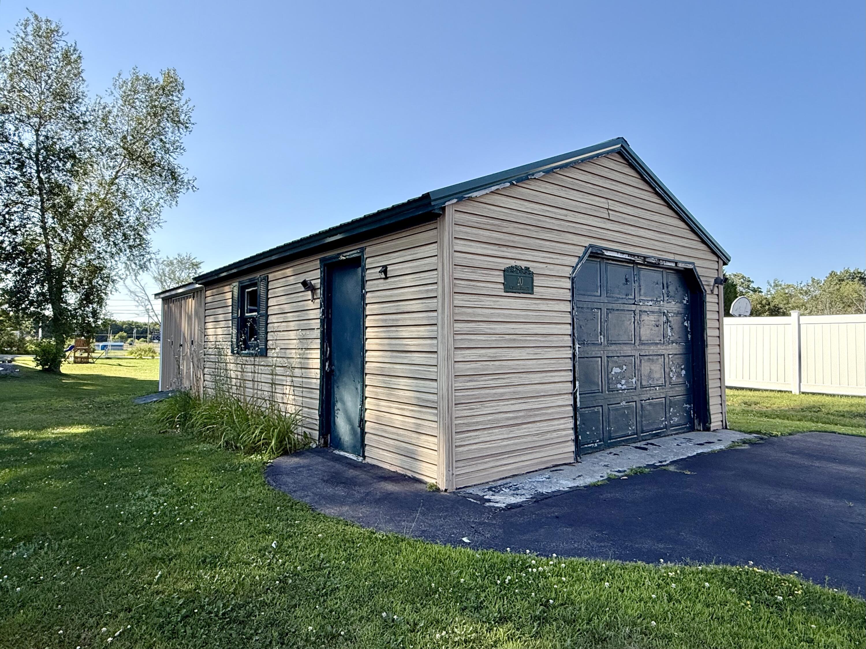 main property photo 53
