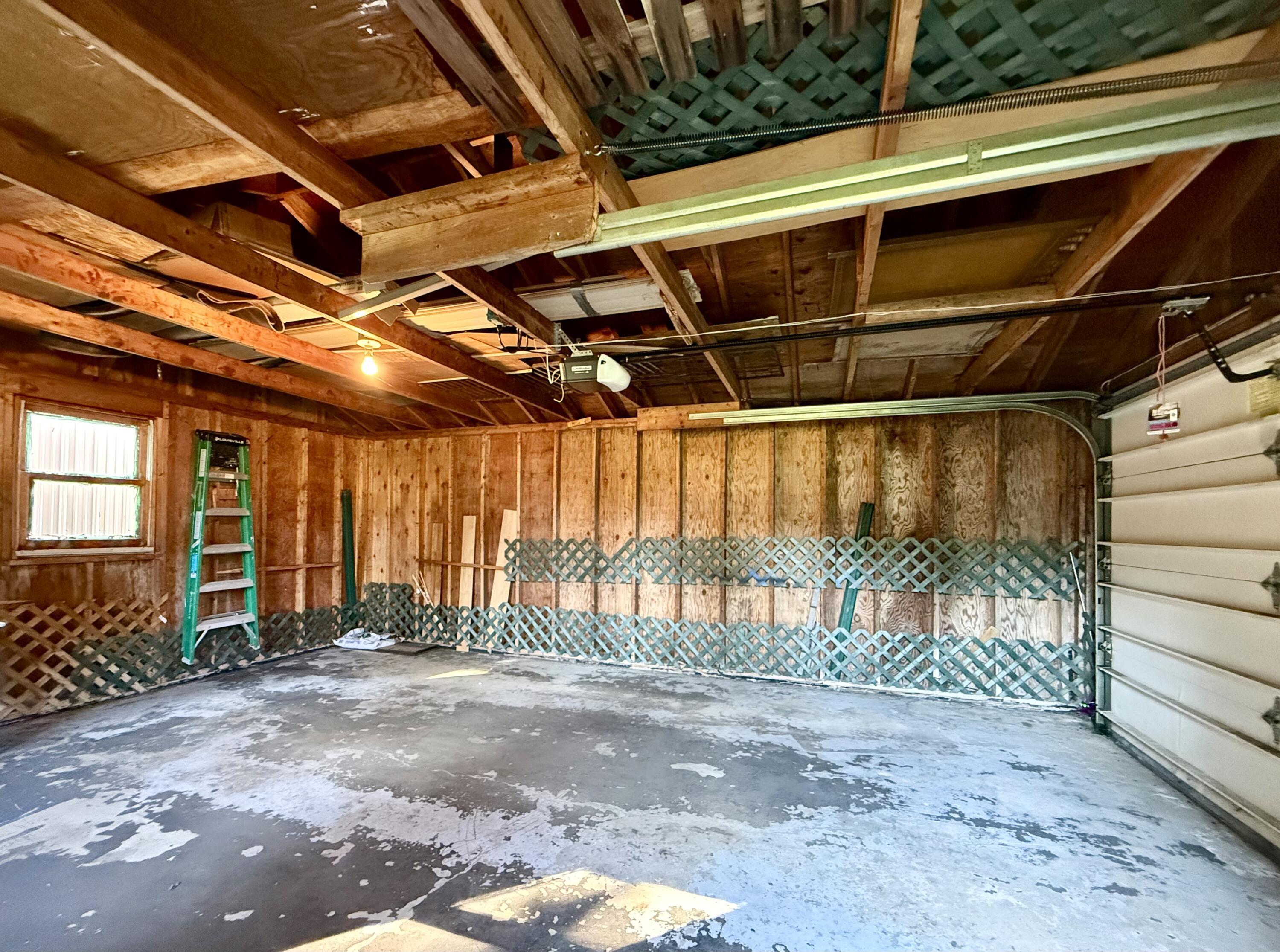 main property photo 54