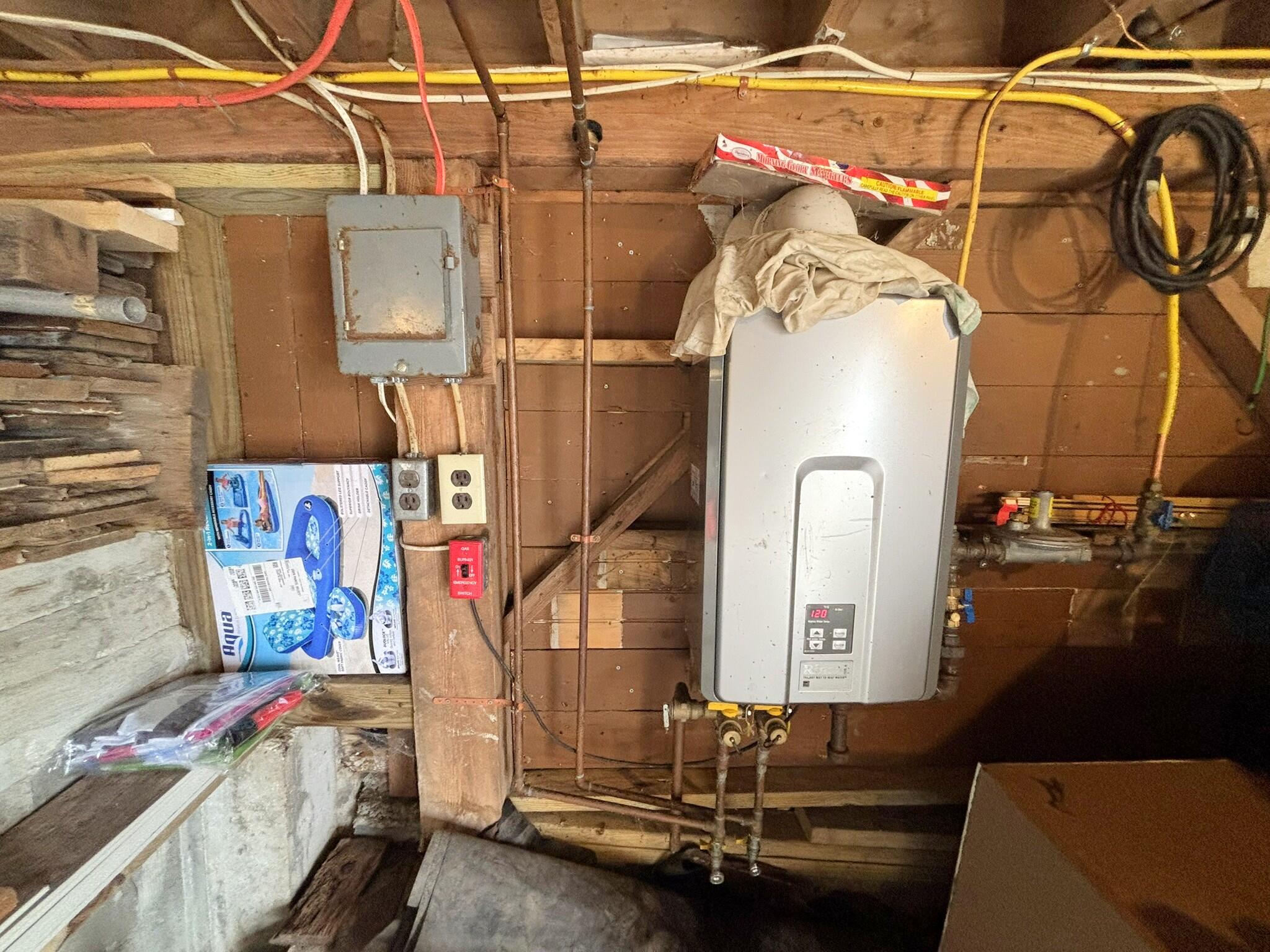 main property photo 17