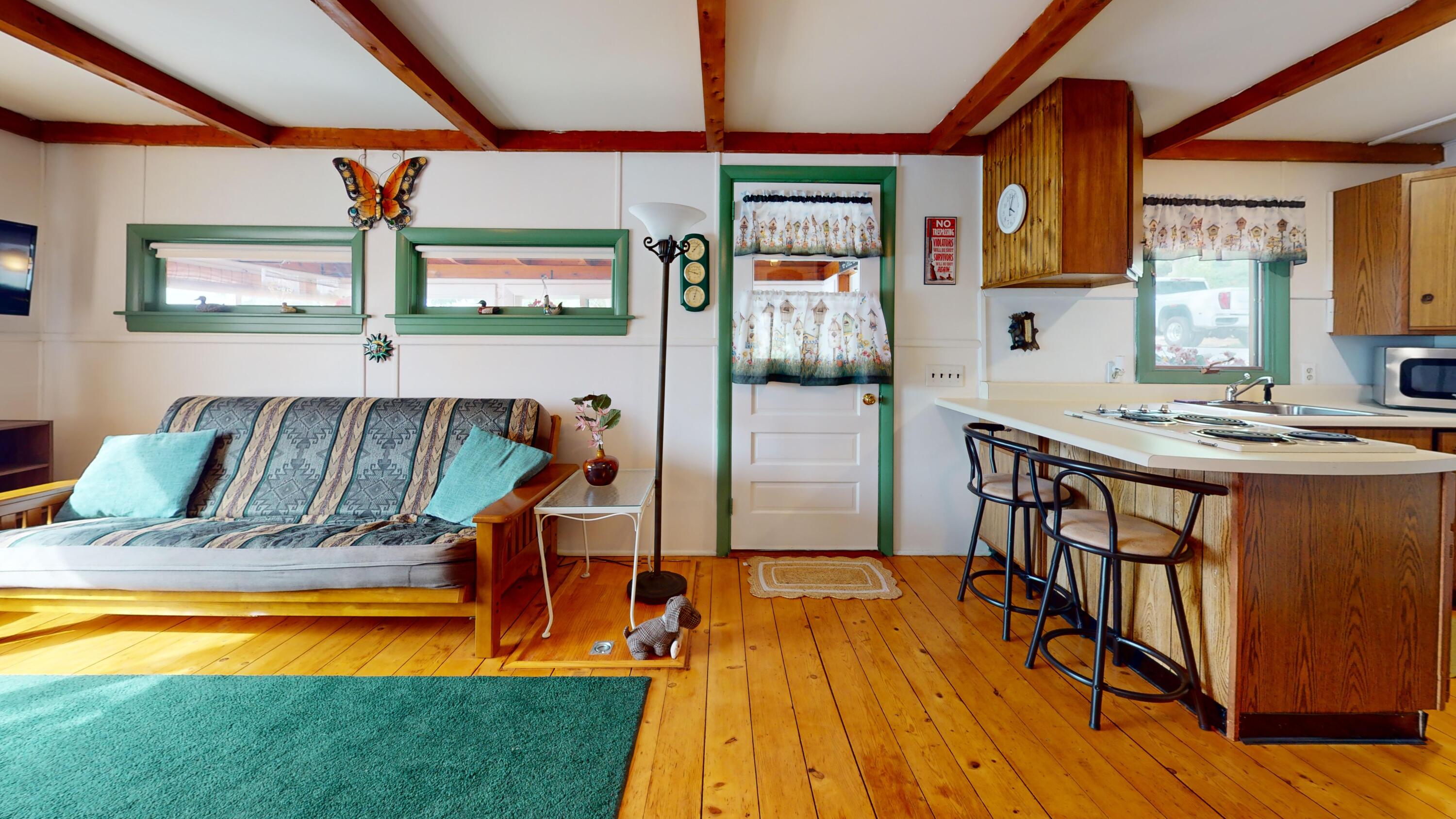 main property photo 5