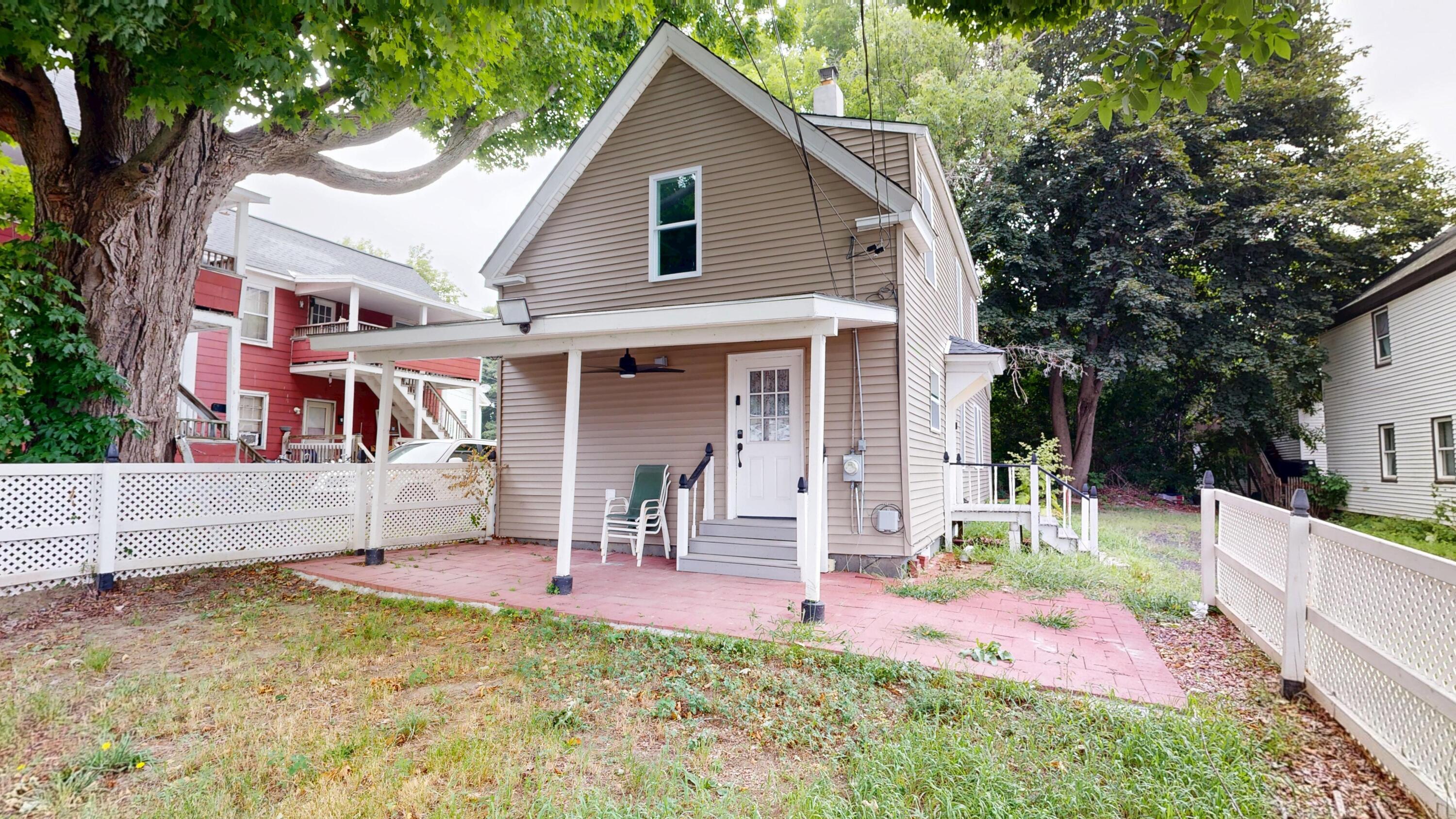 main property photo 40