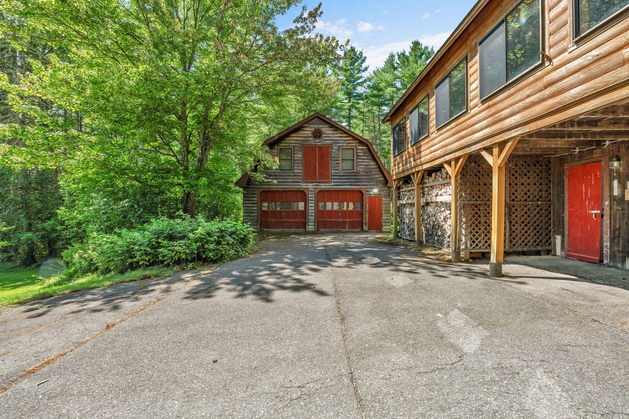 main property photo 45