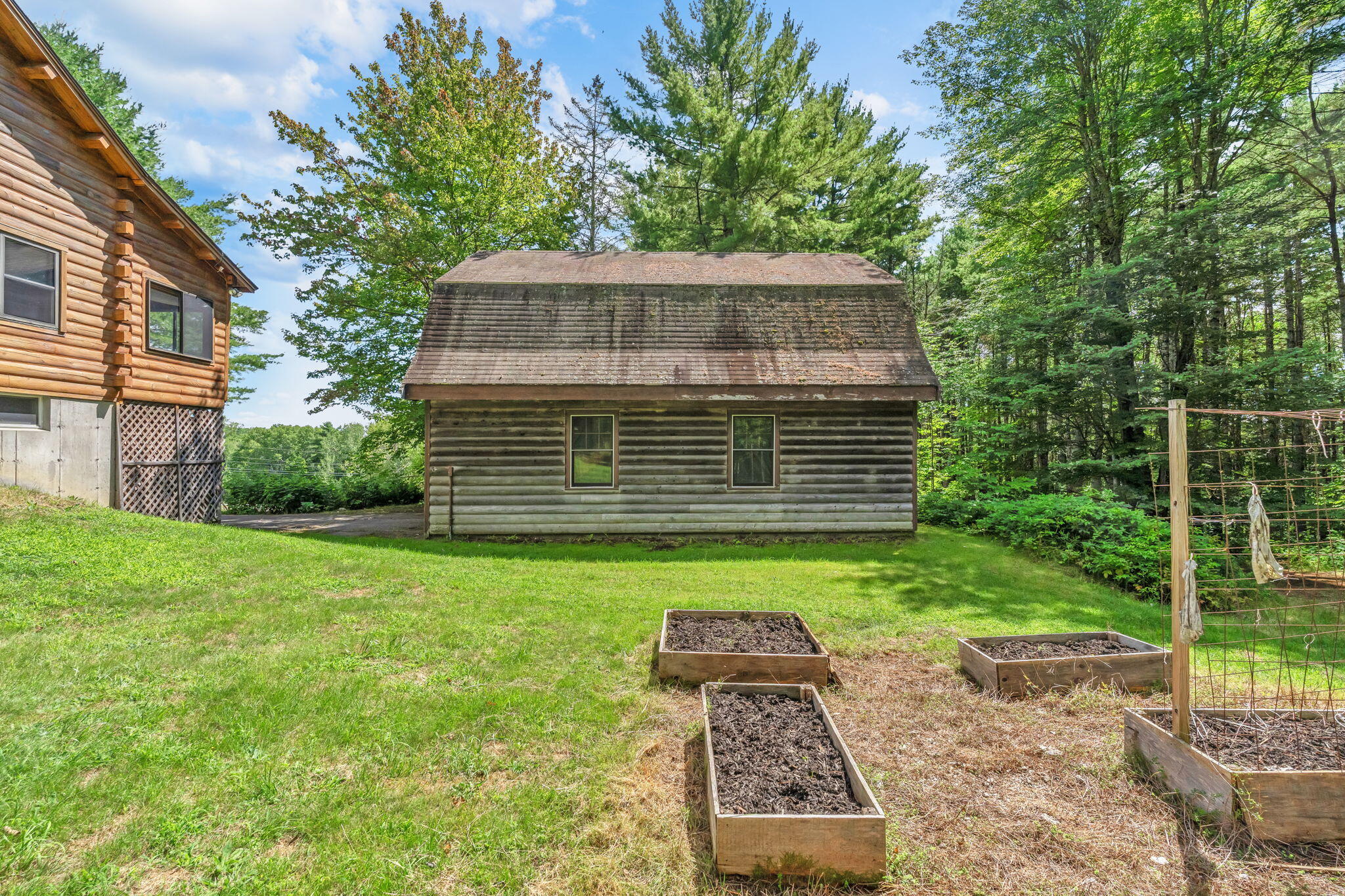 main property photo 54