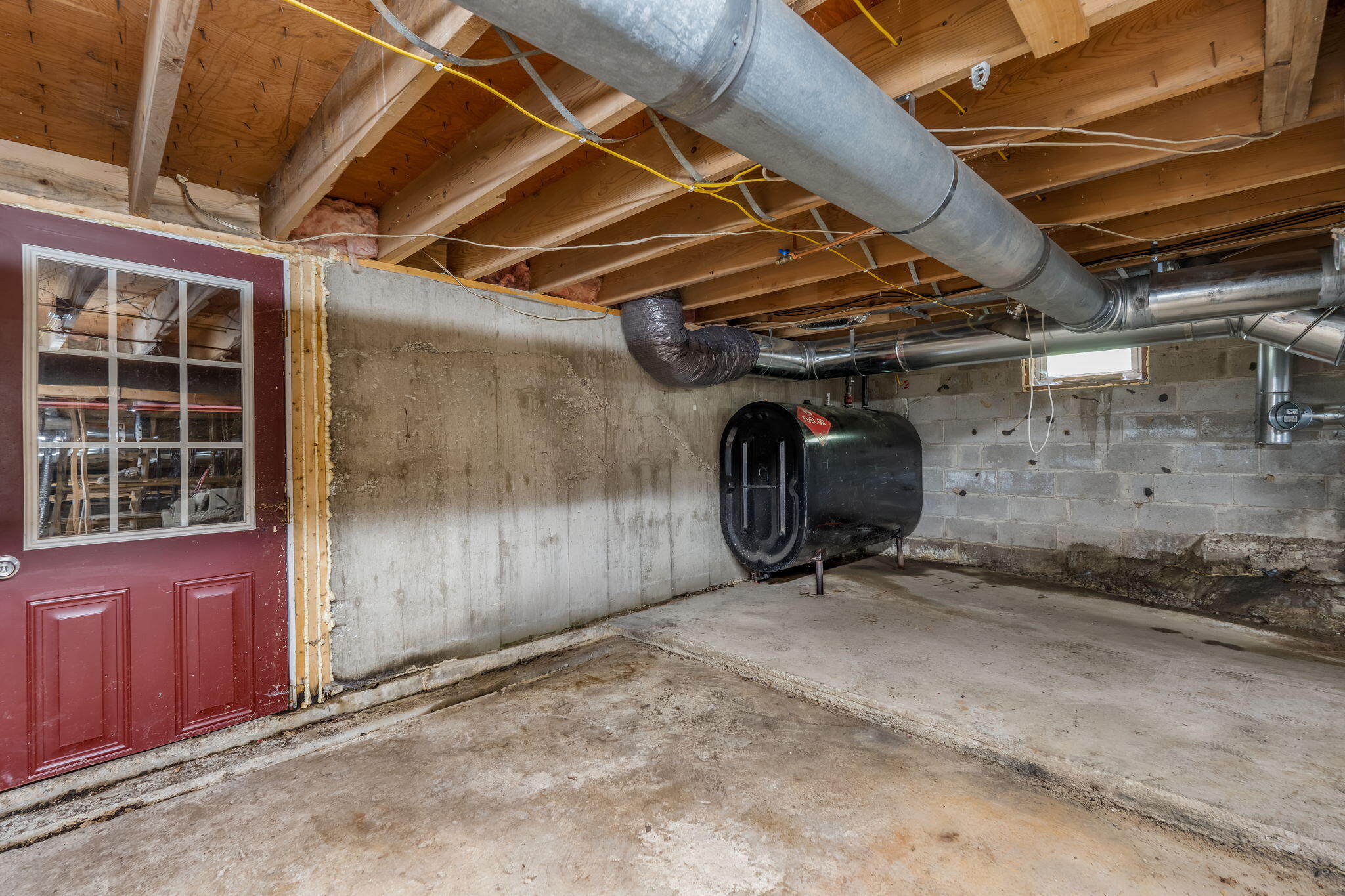 main property photo 40