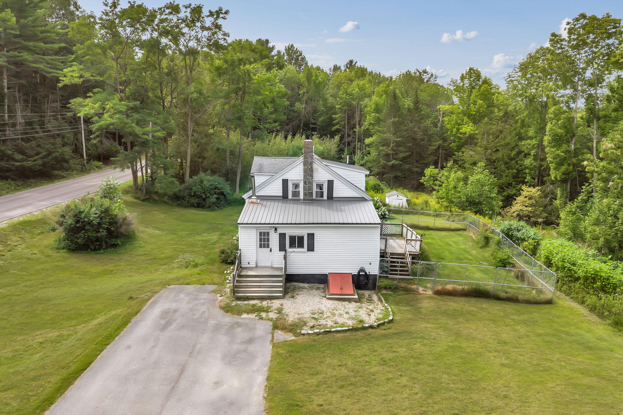main property photo 47