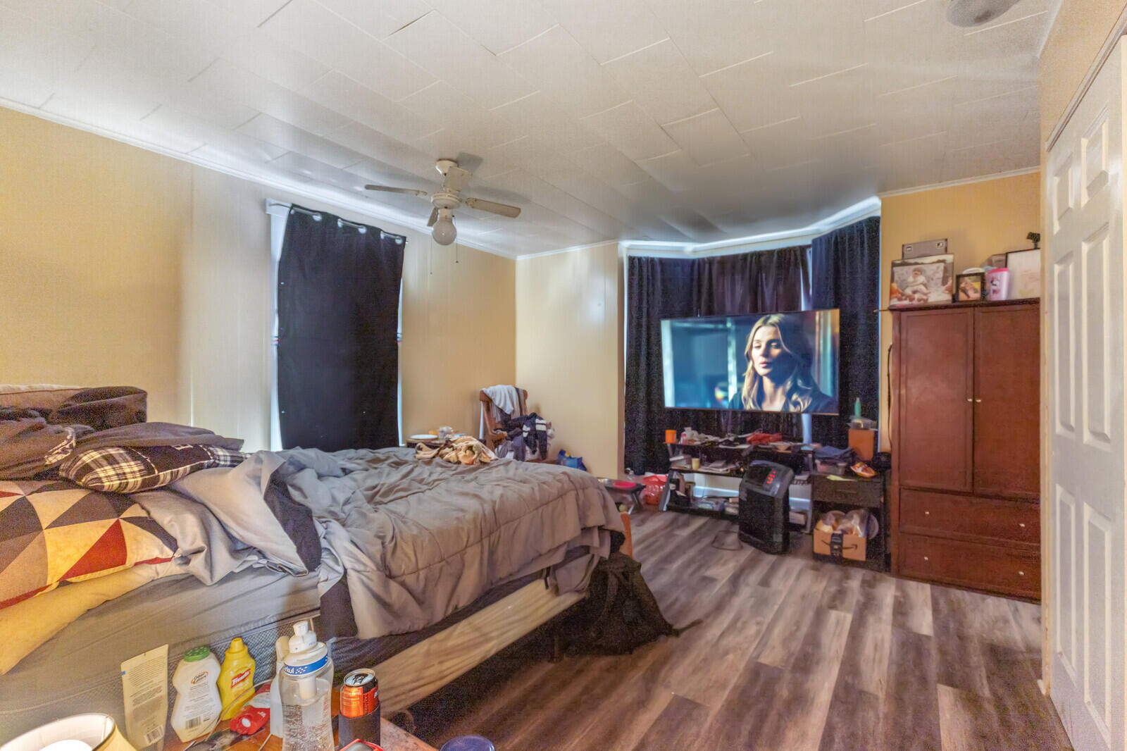 main property photo 36