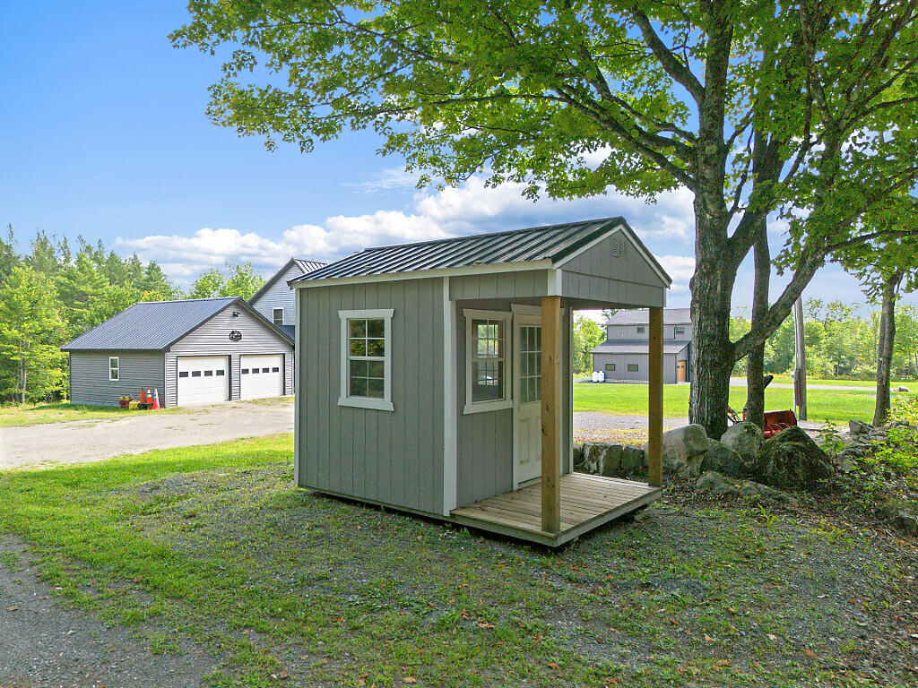 main property photo 4