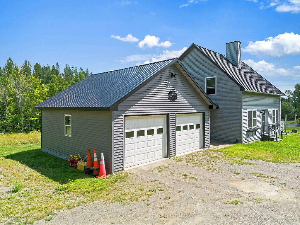 main property photo 47