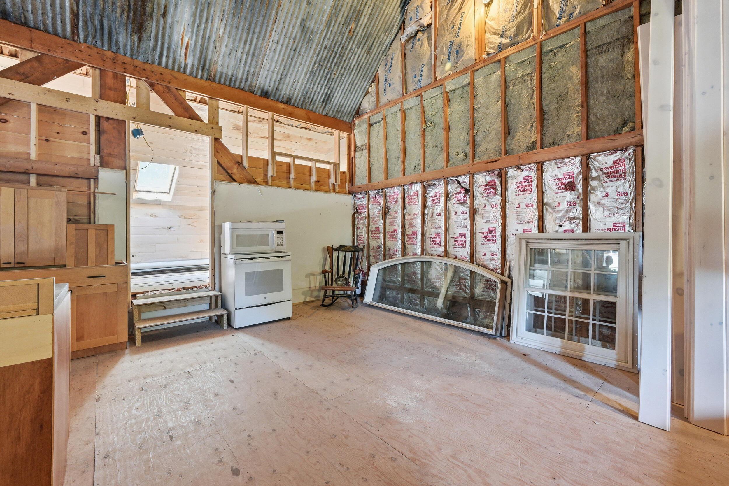 main property photo 37