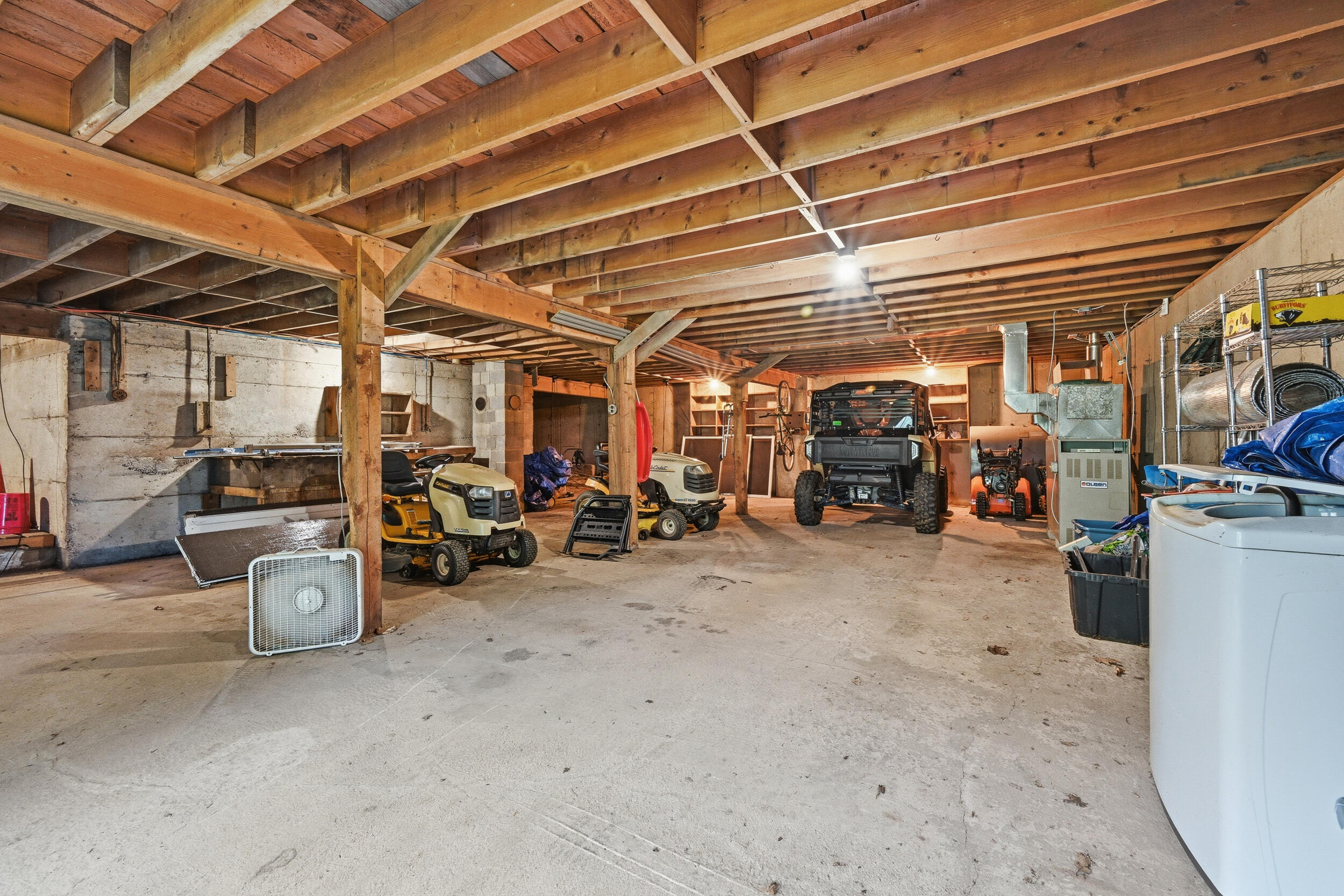 main property photo 45