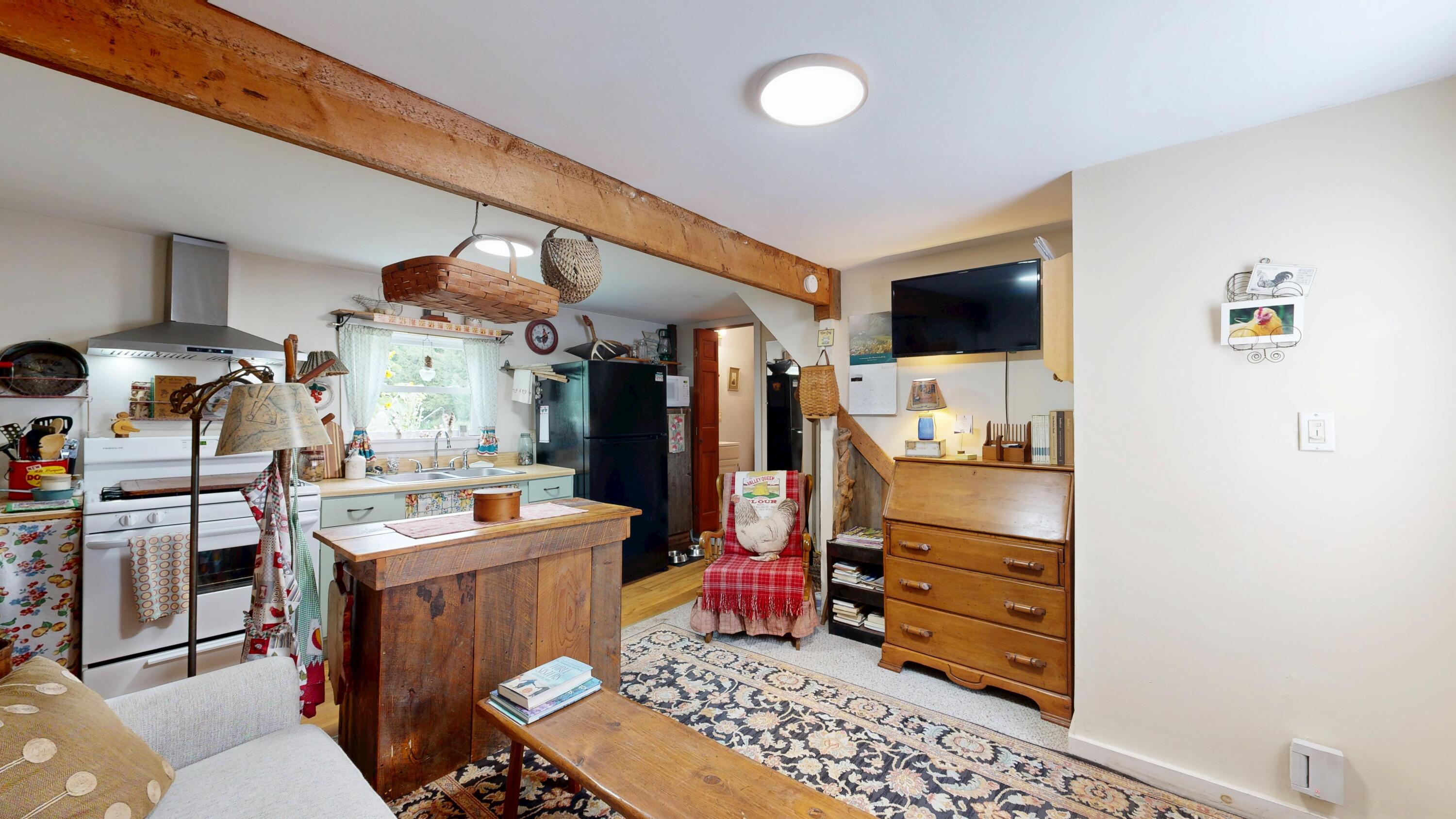 main property photo 47