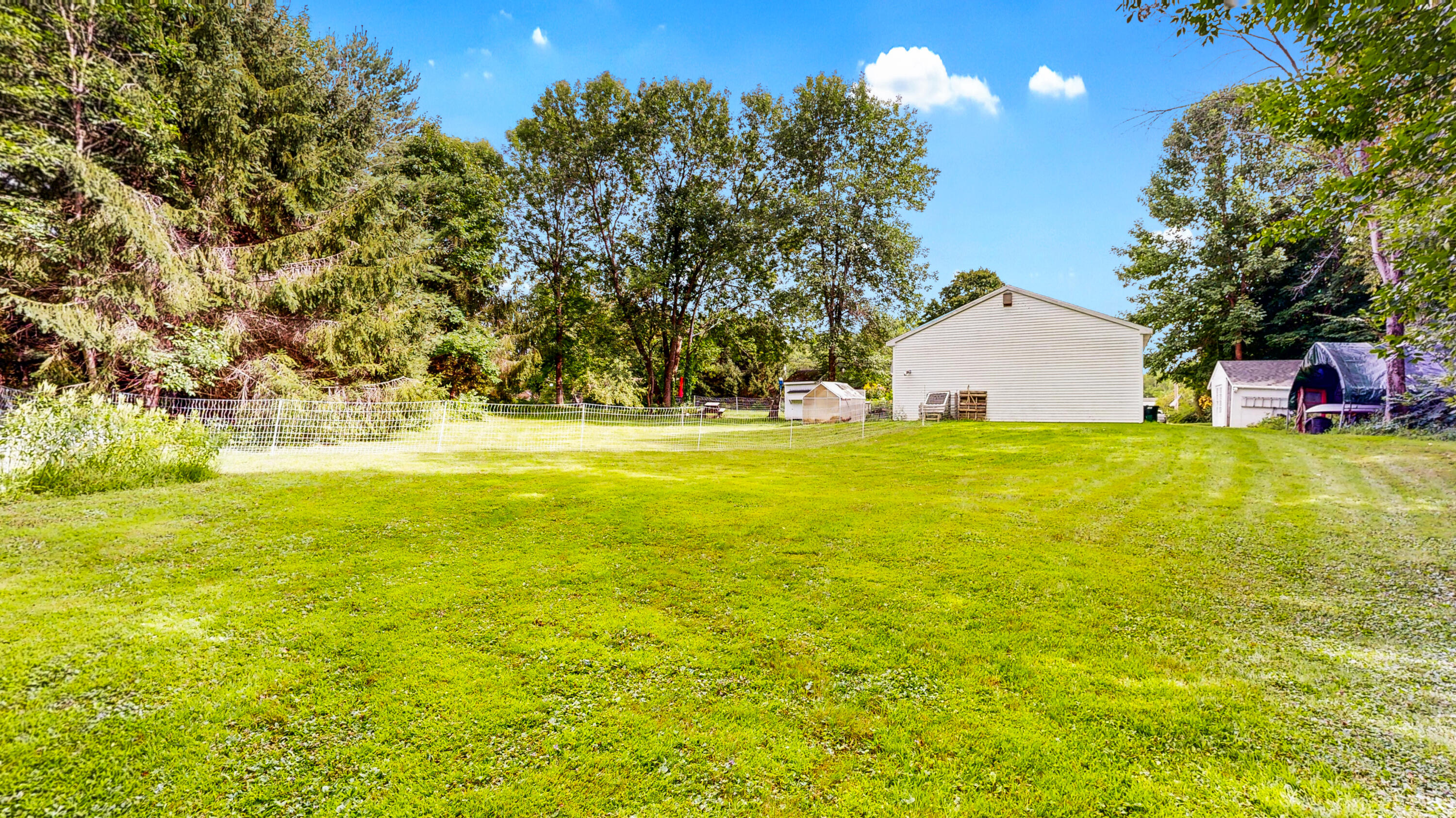 main property photo 59