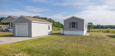 image of property with 2 Bed | 2 Bath | 980 Sqft
