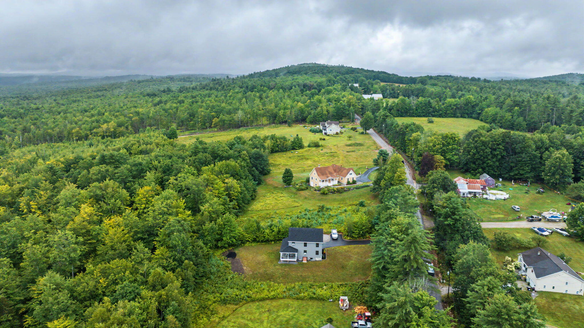 main property photo 37