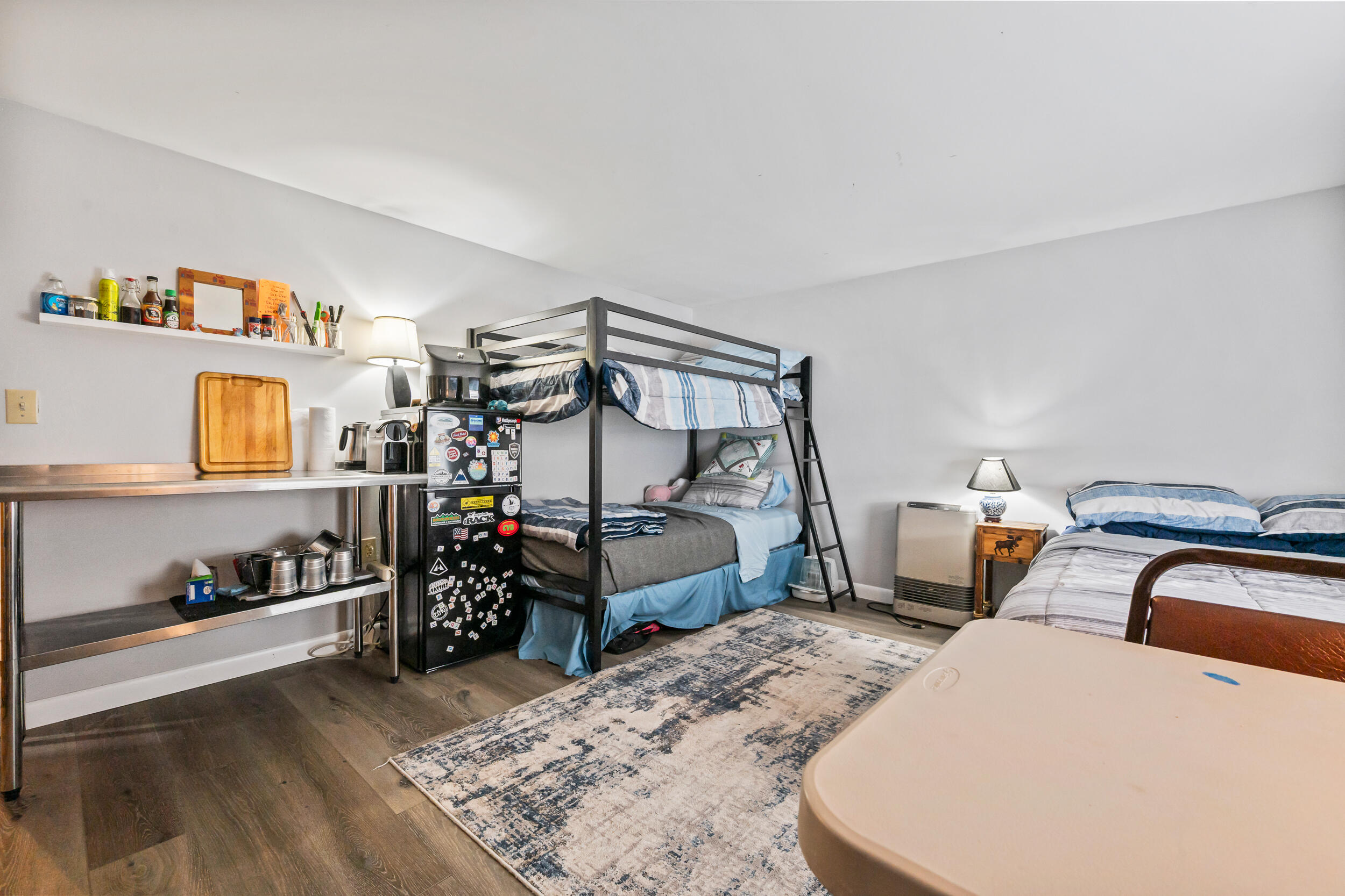 main property photo 18