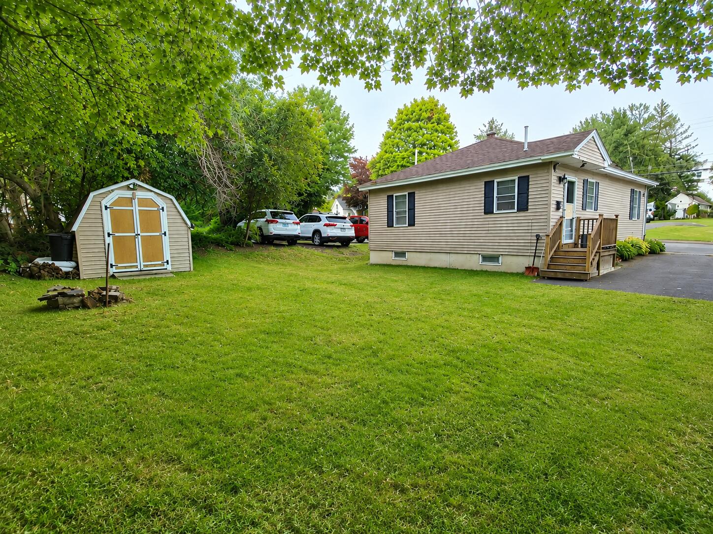 main property photo 18