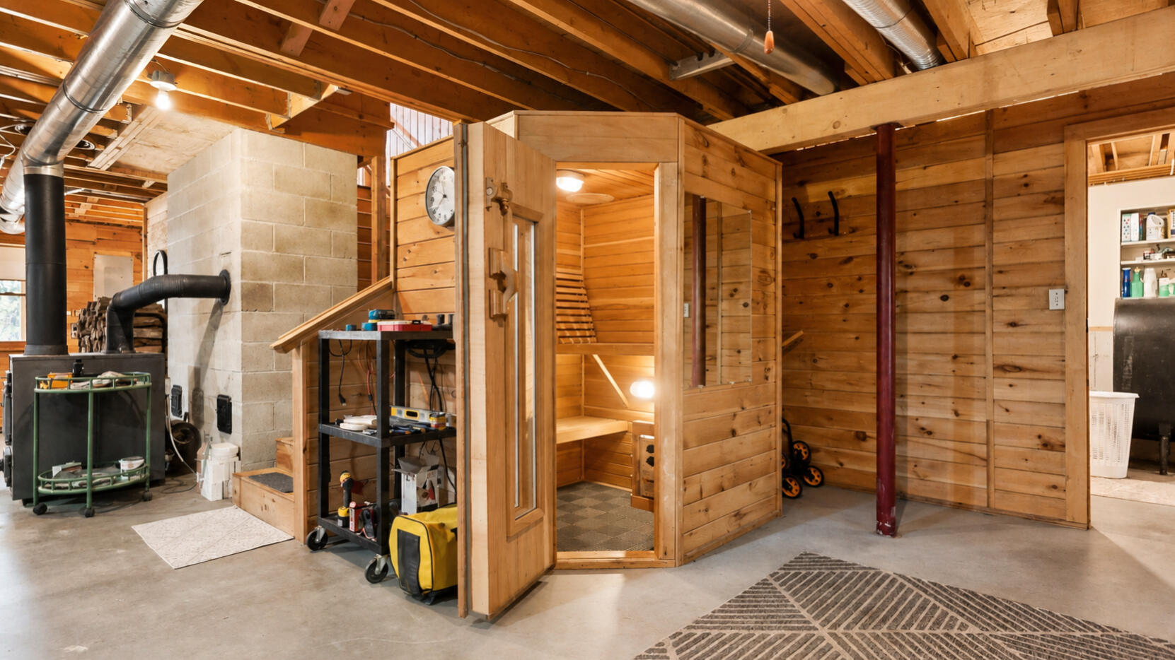 main property photo 40