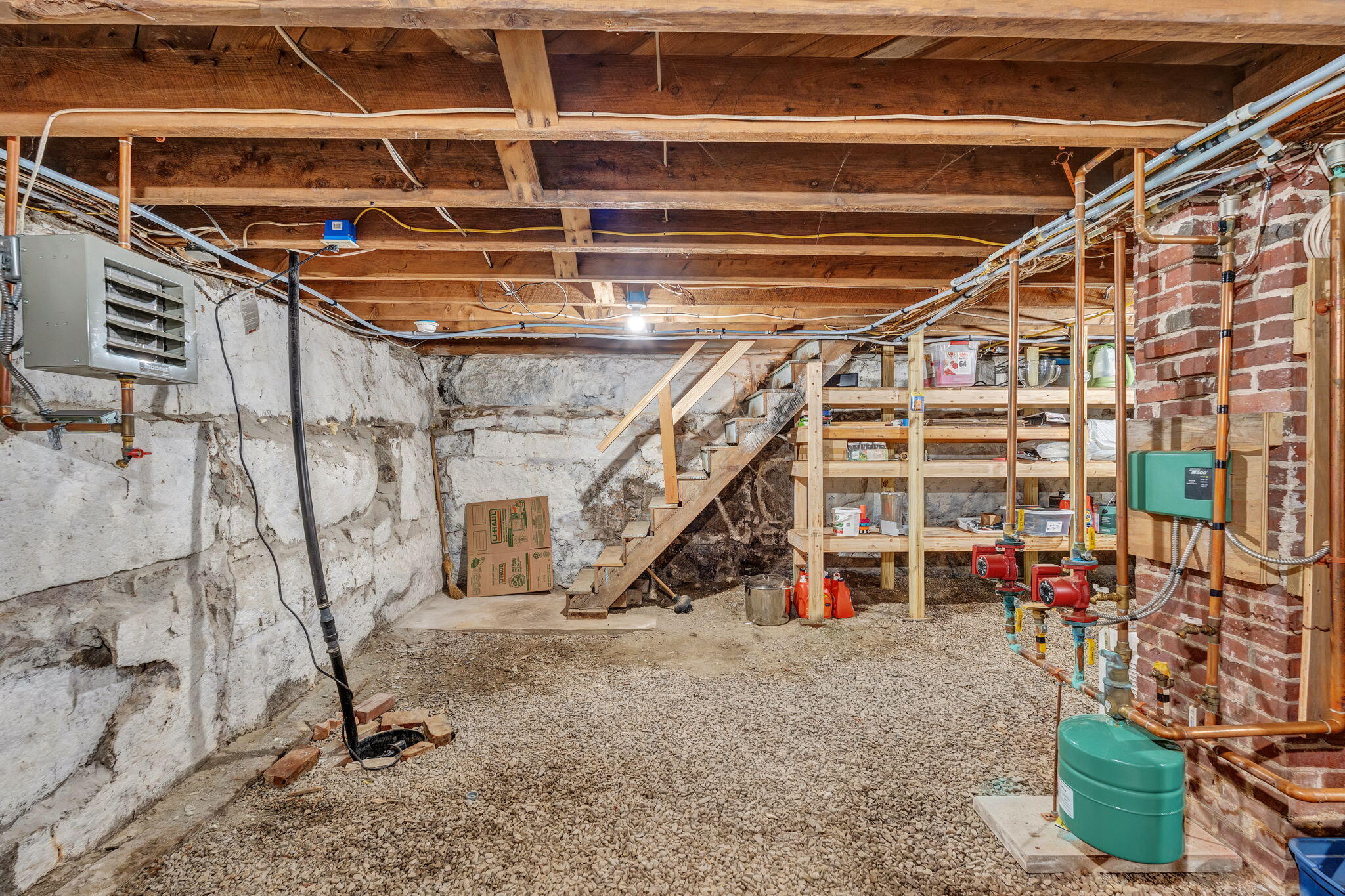 main property photo 39