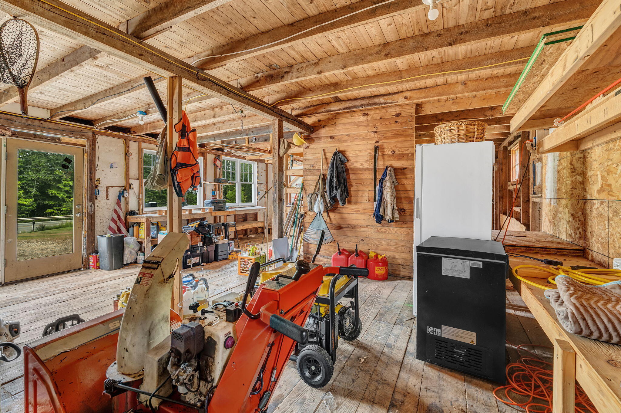 main property photo 46