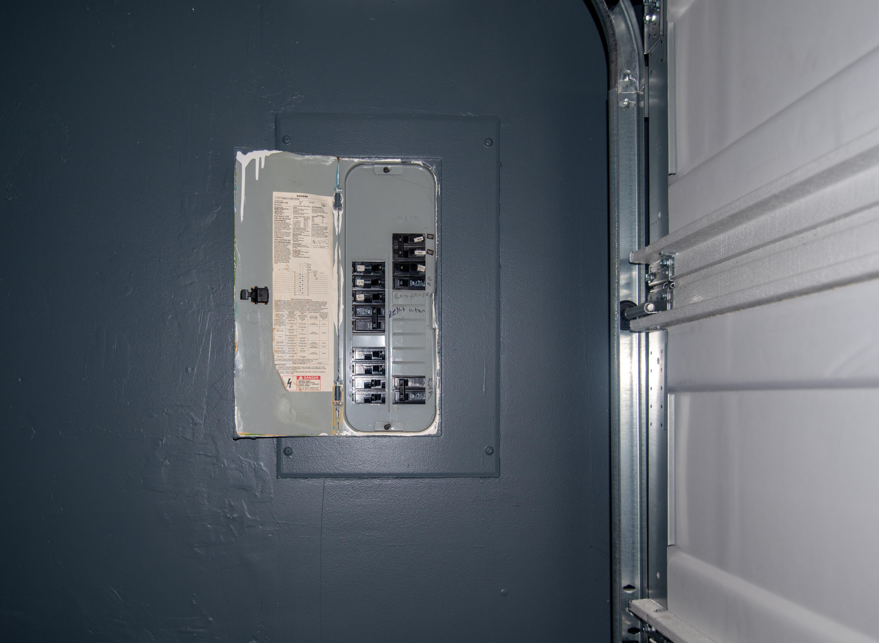main property photo 27