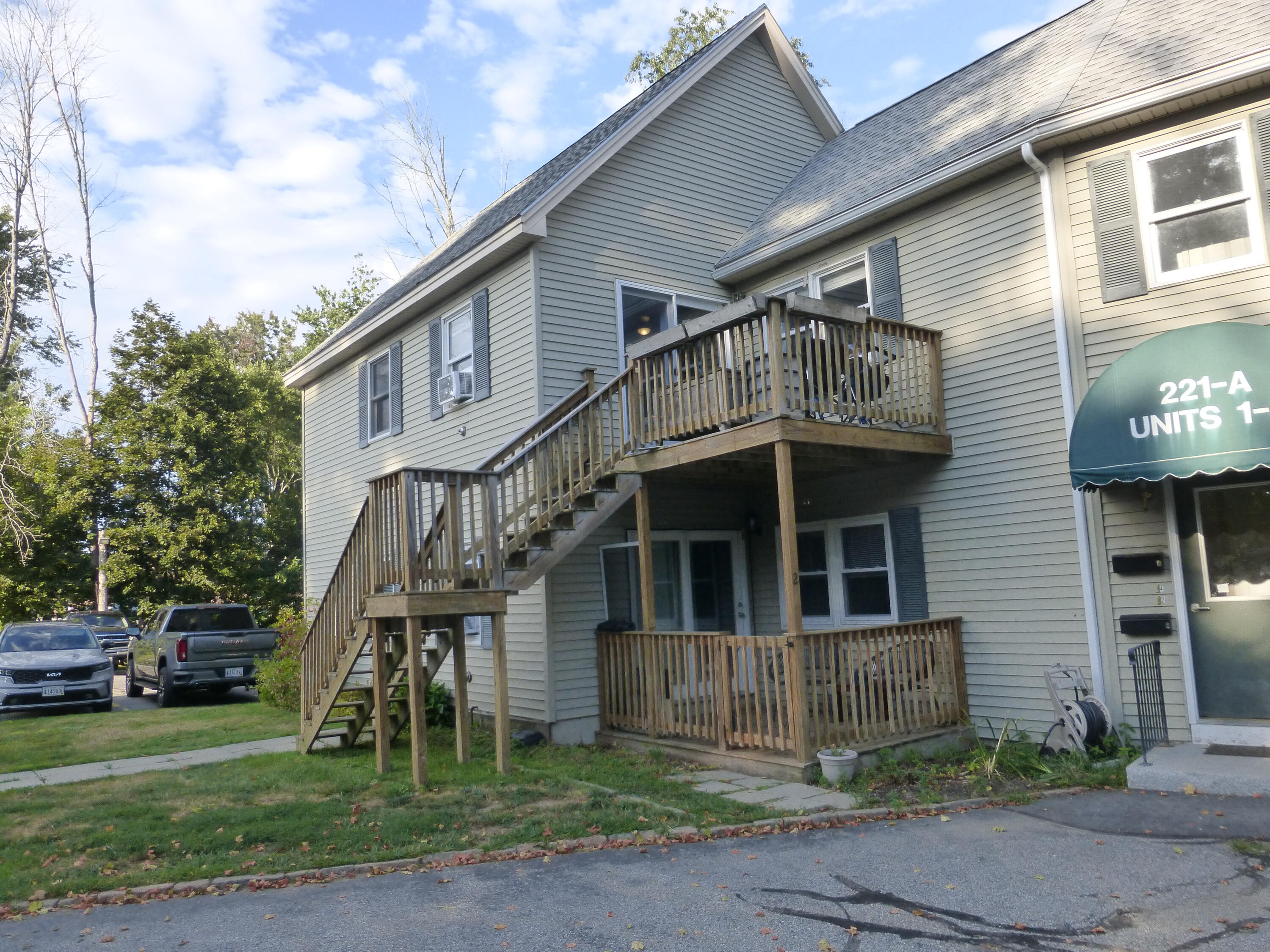 main property photo 16