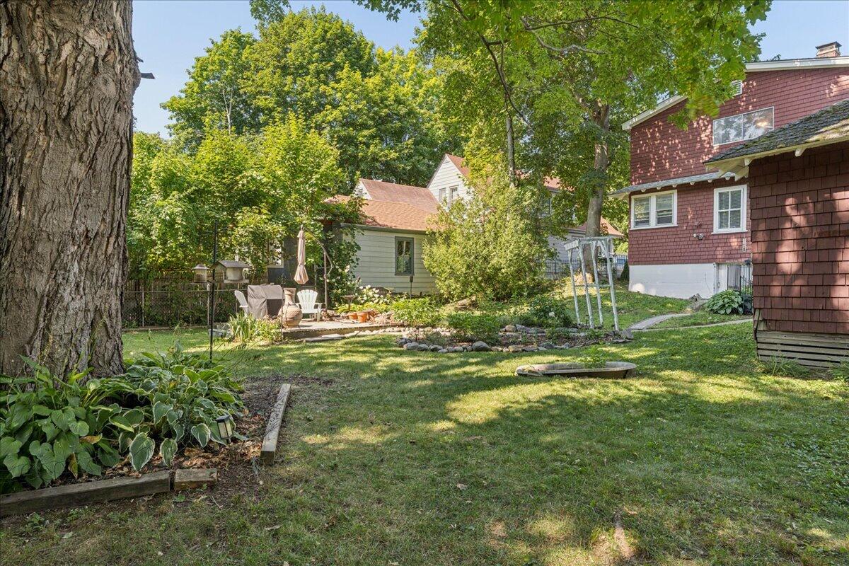 main property photo 70