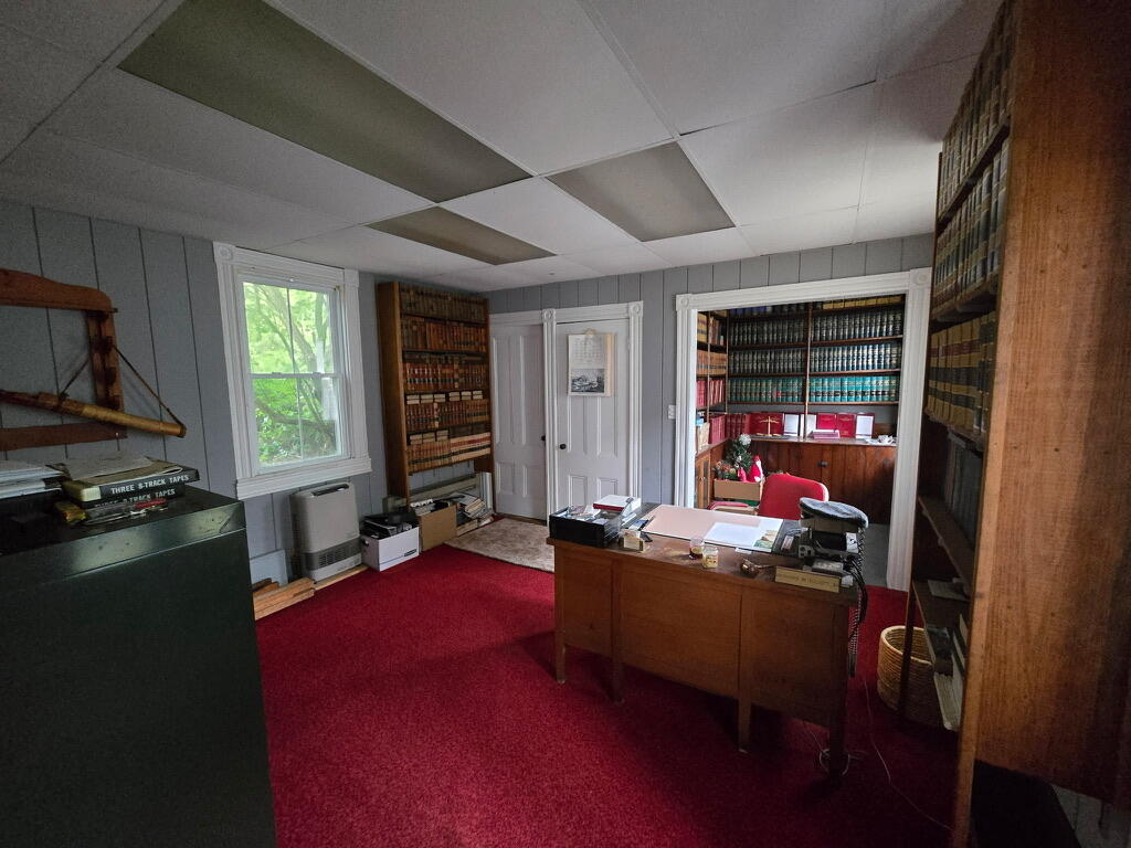 main property photo 19