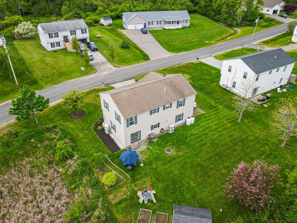 main property photo 32