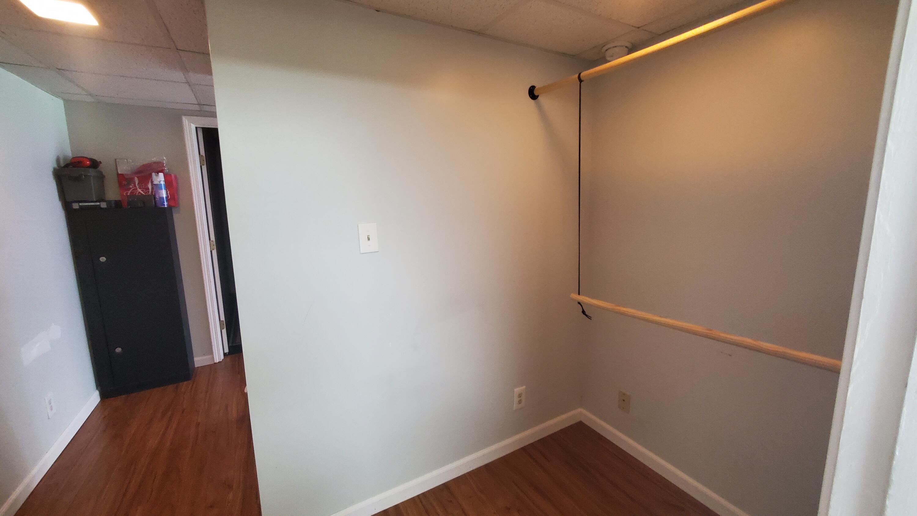 main property photo 50