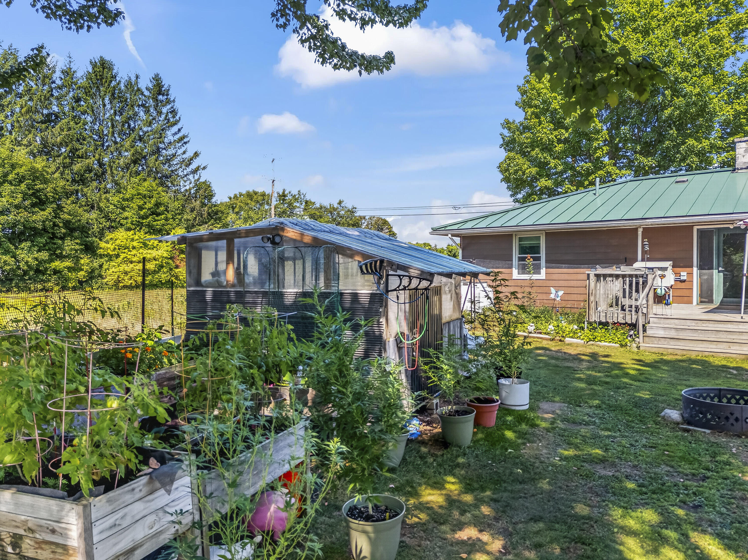 main property photo 38
