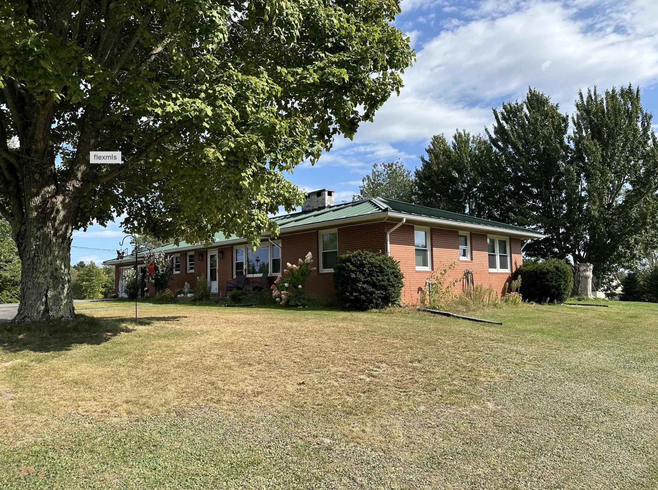 main property photo 44