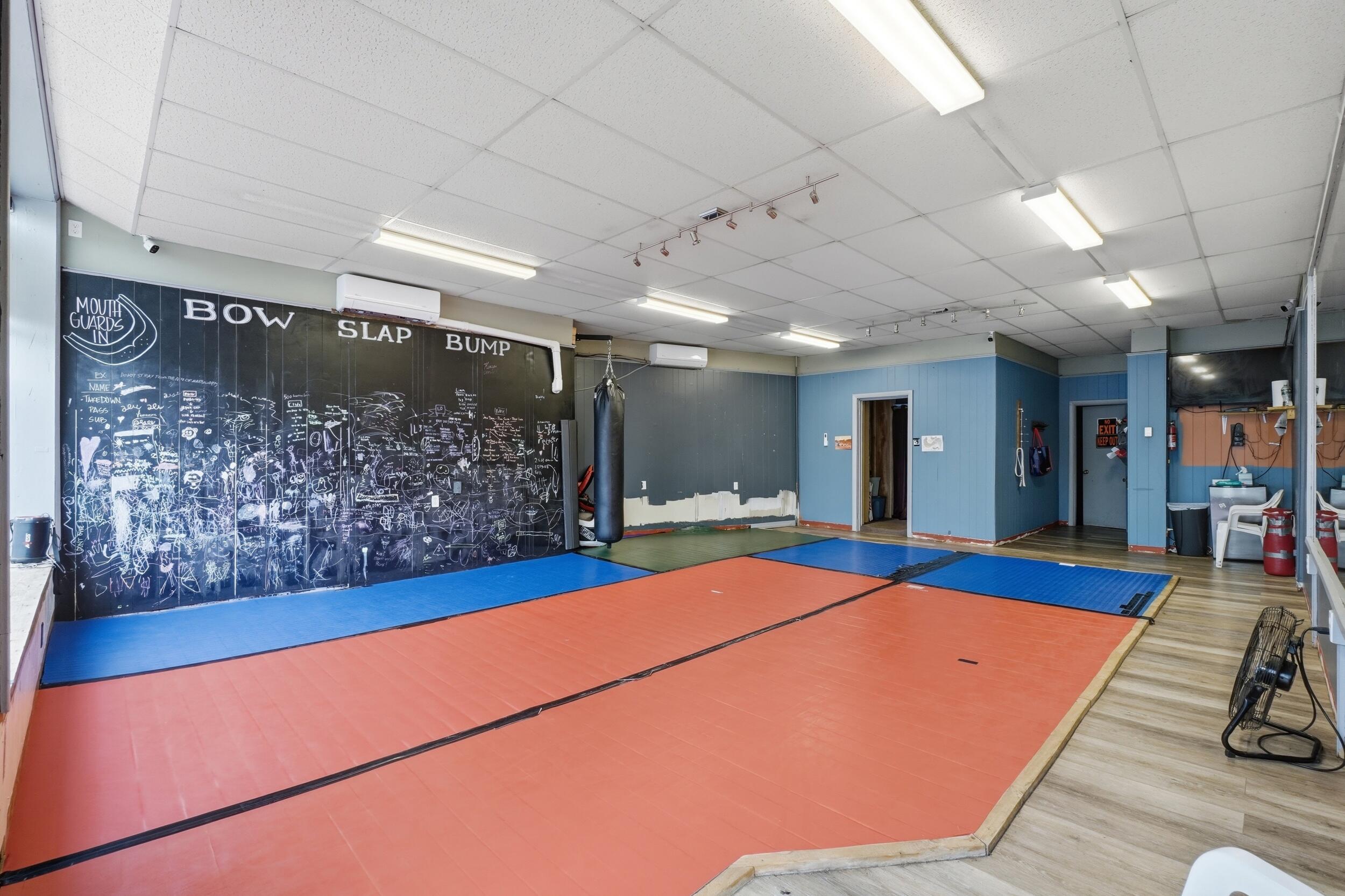 main property photo 24