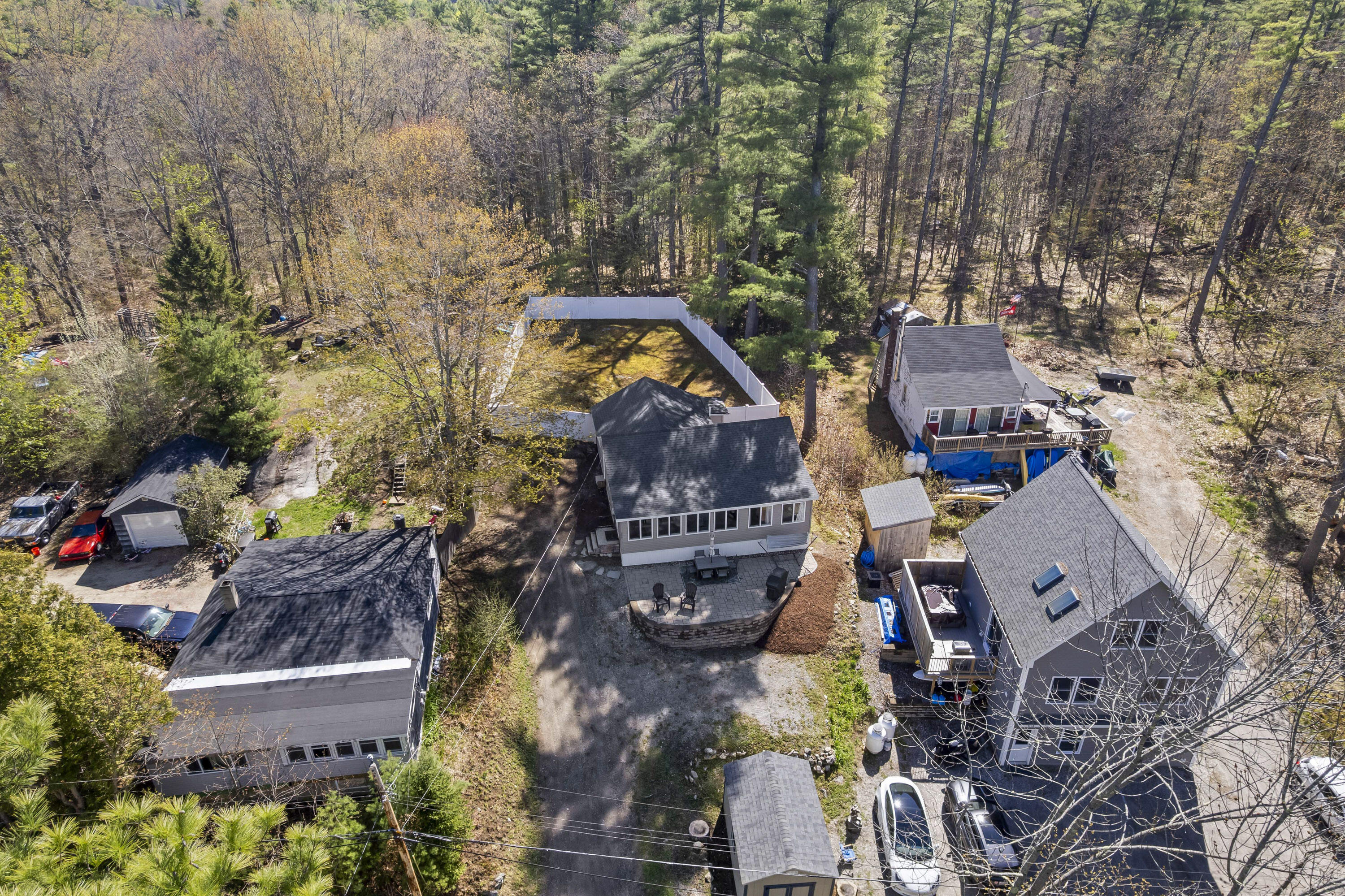 main property photo 30