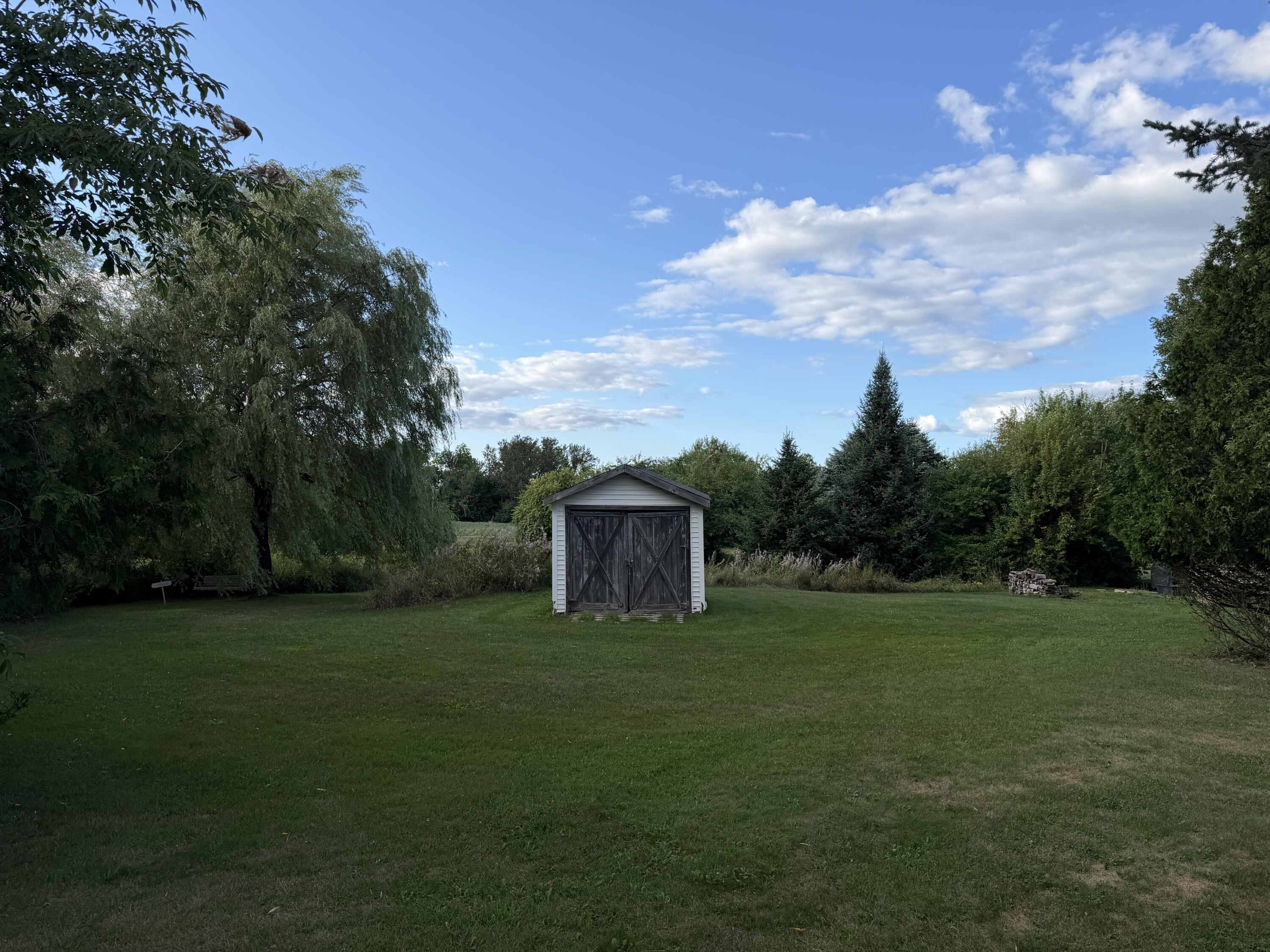 main property photo 23