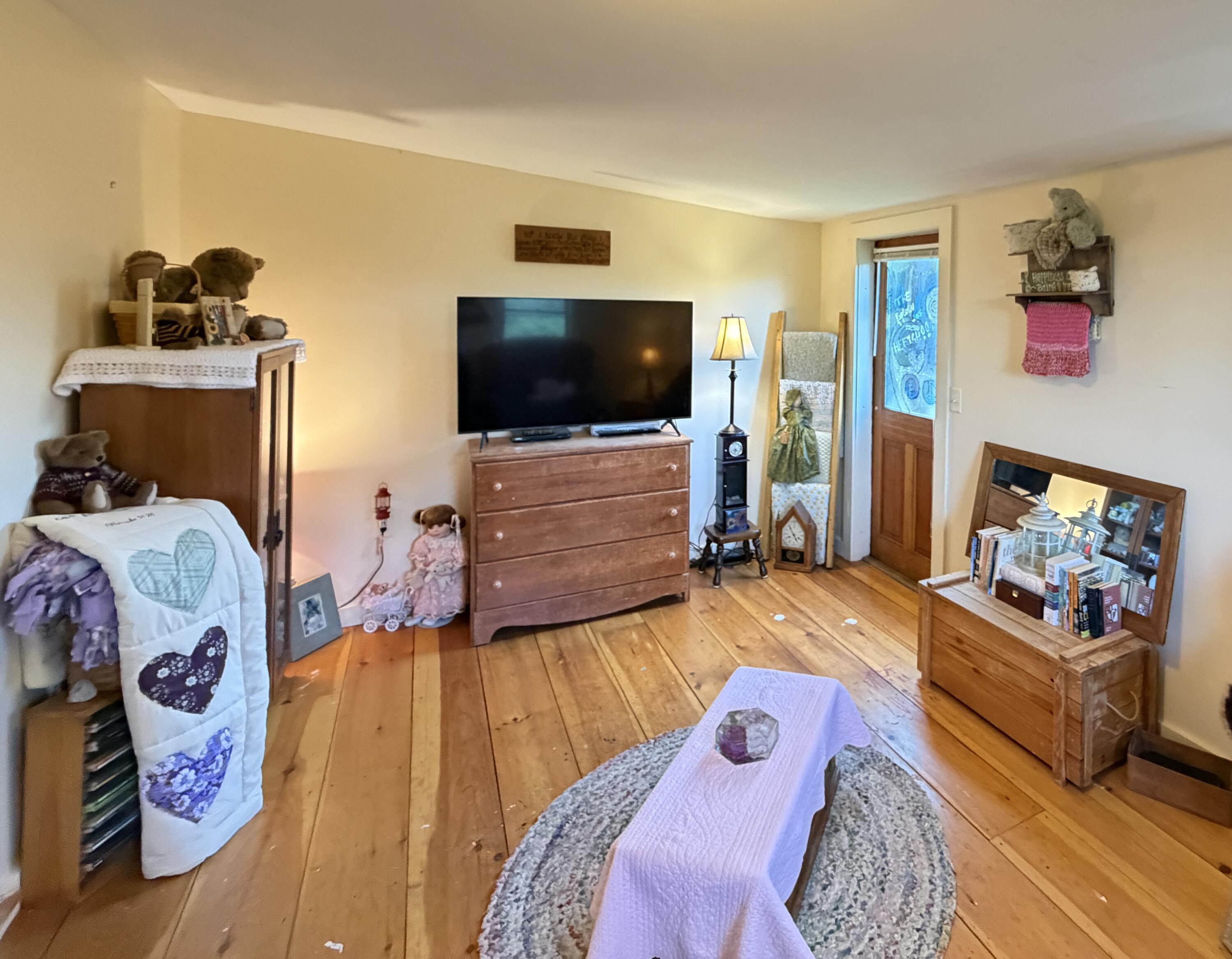 main property photo 7