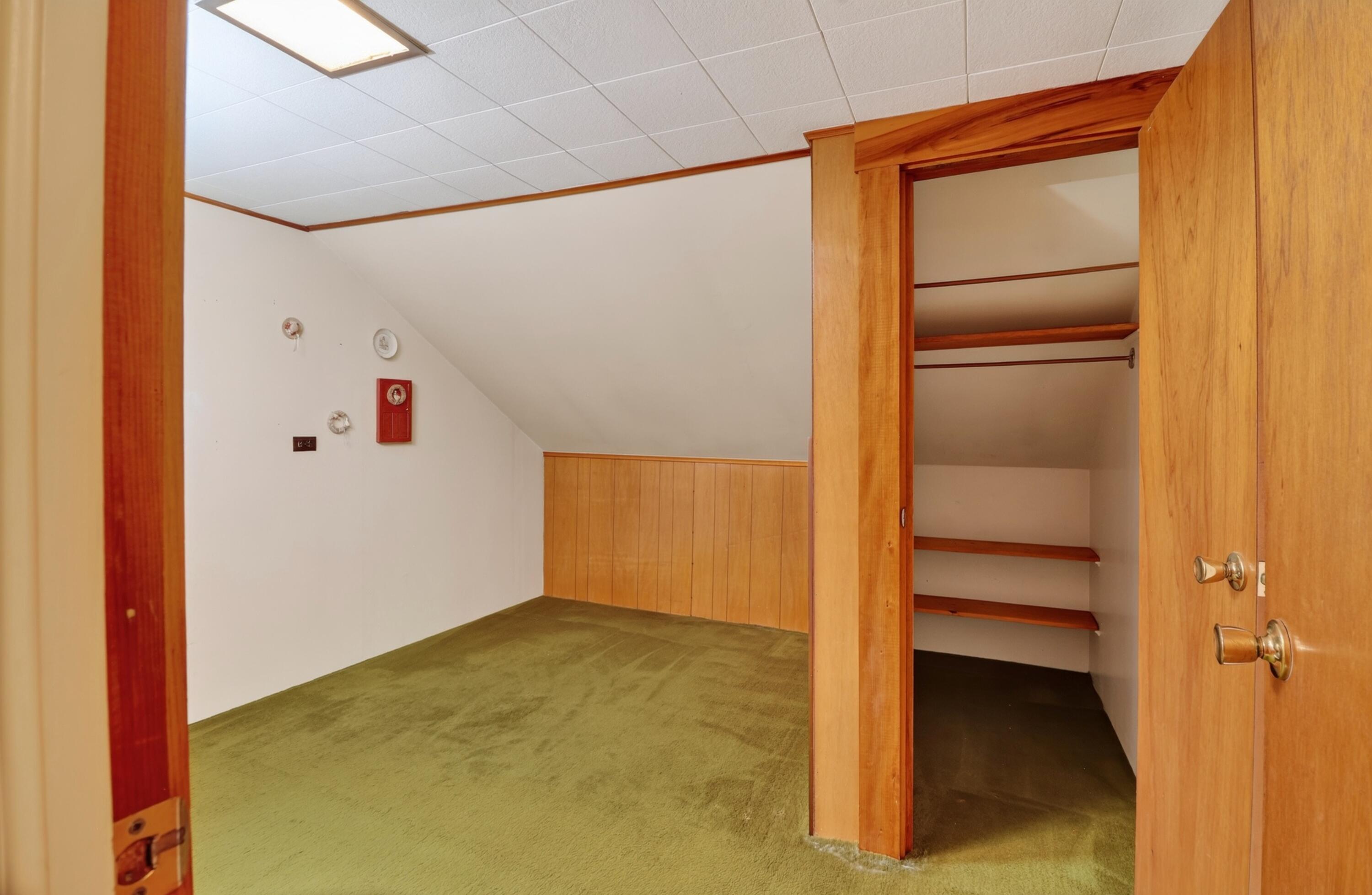 main property photo 59