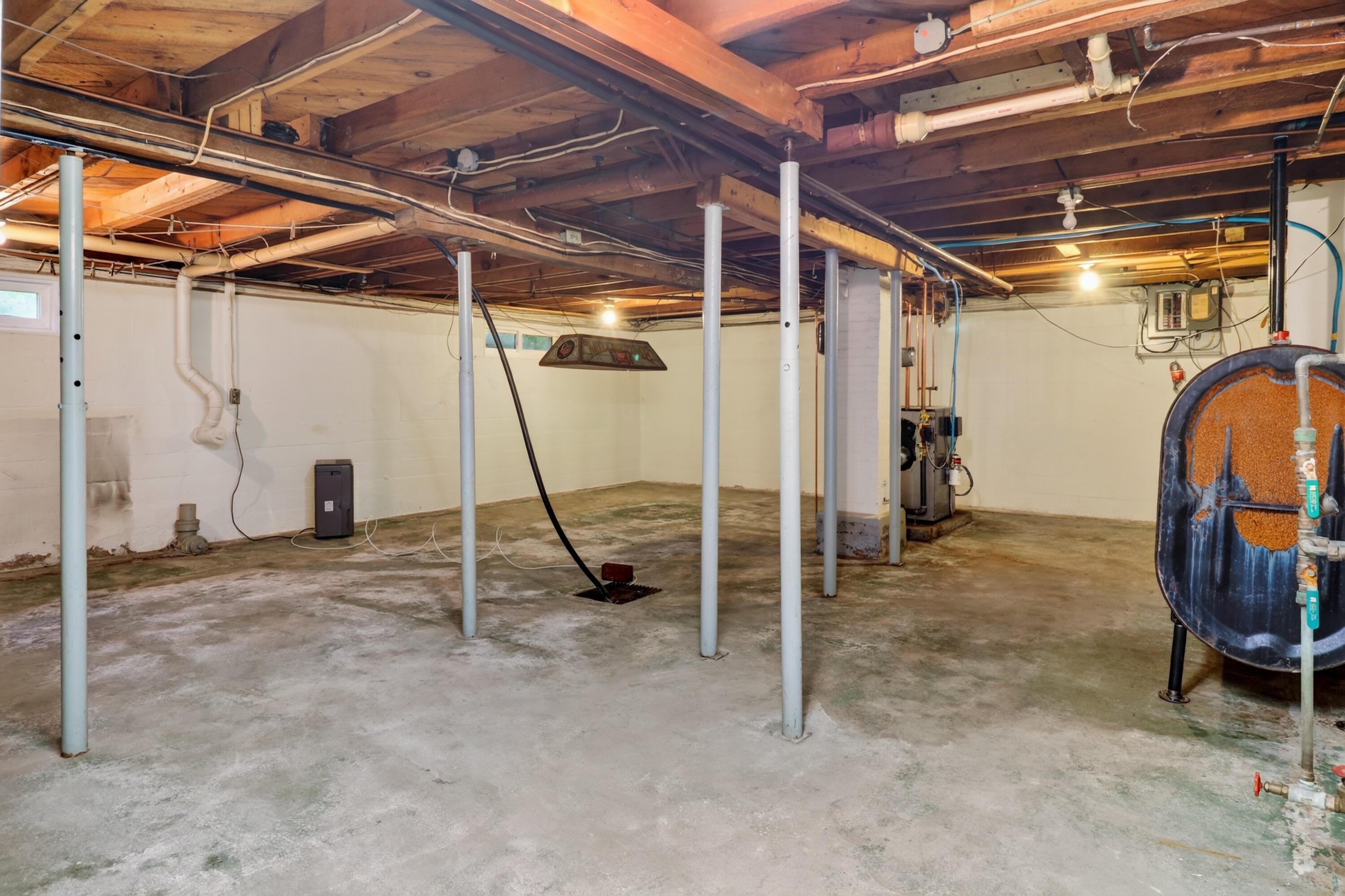 main property photo 70