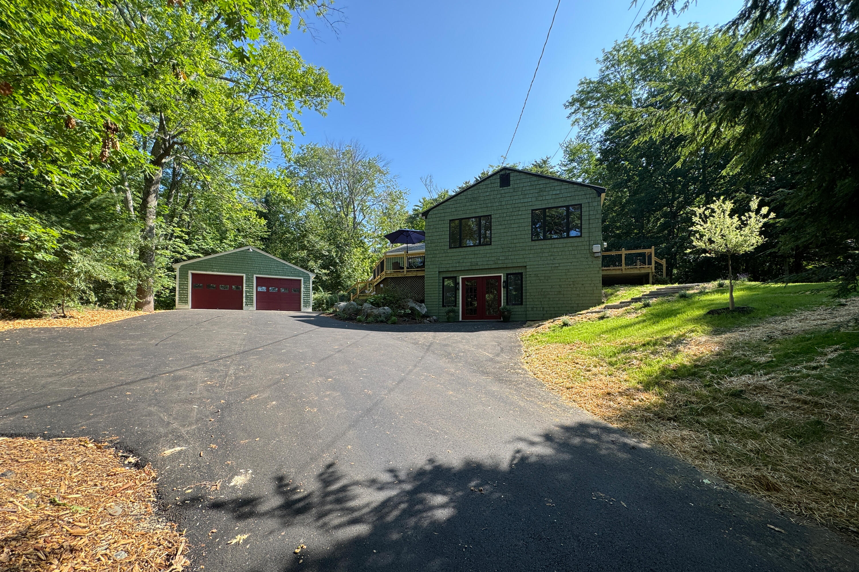 main property photo 49