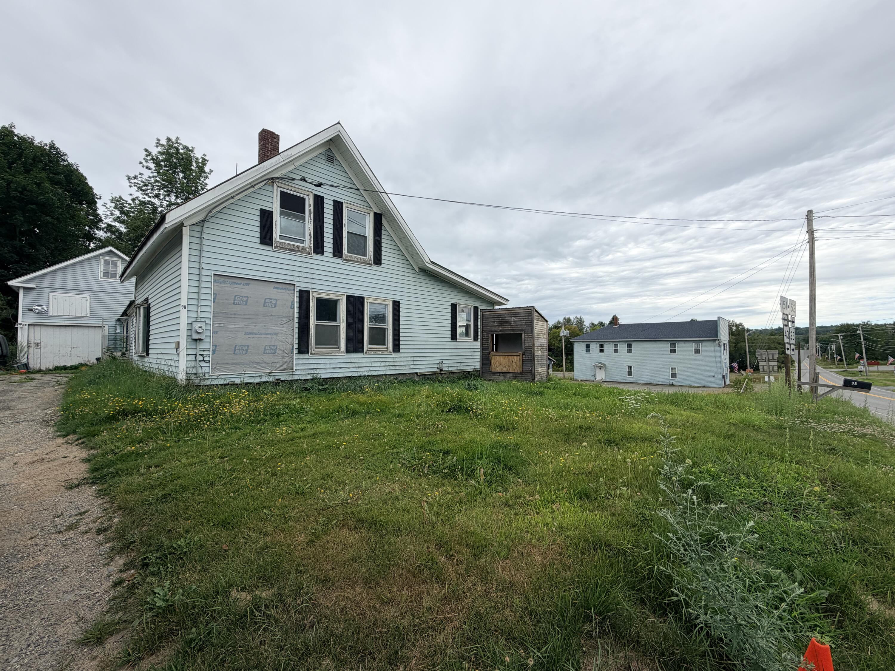 main property photo 33