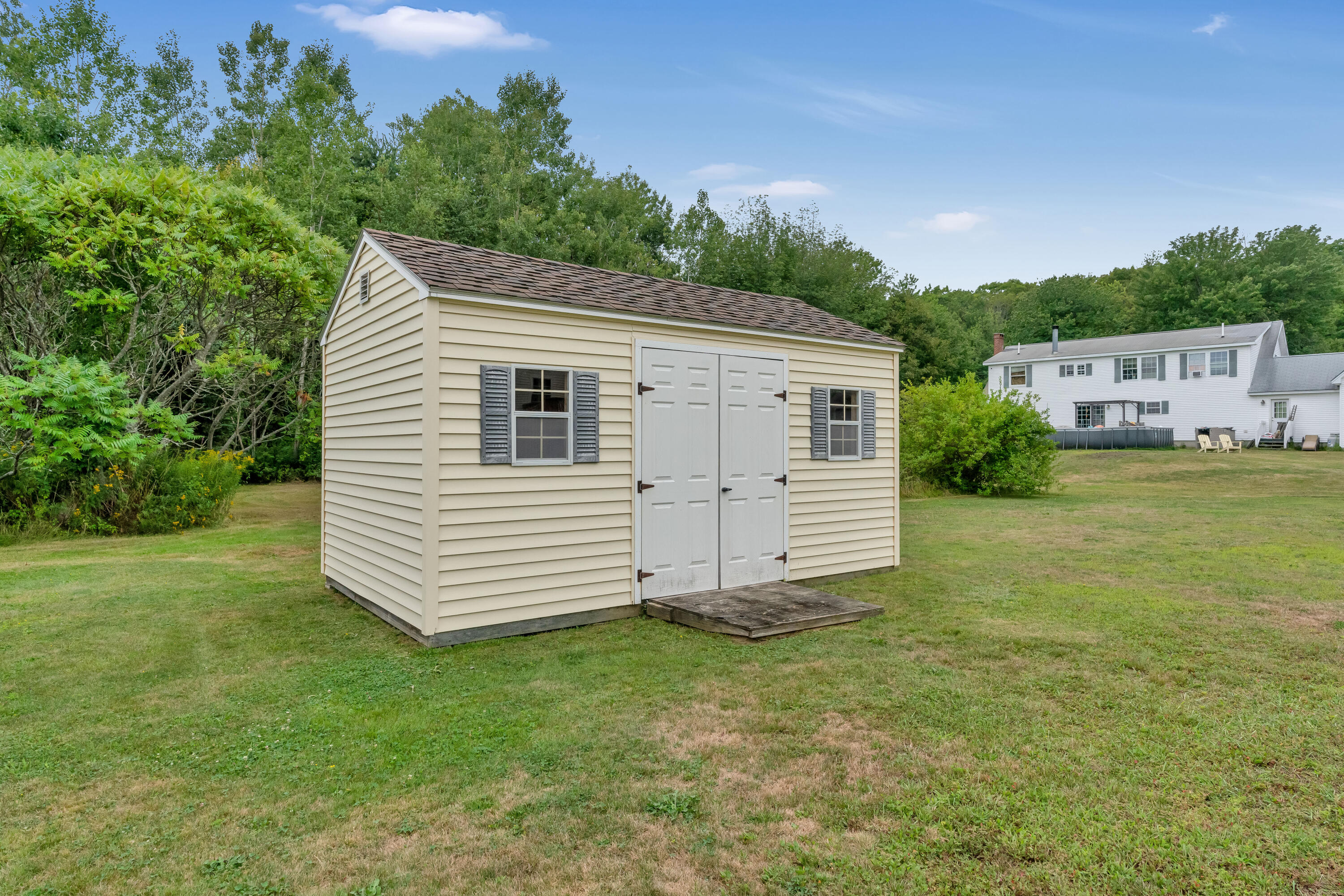 main property photo 36