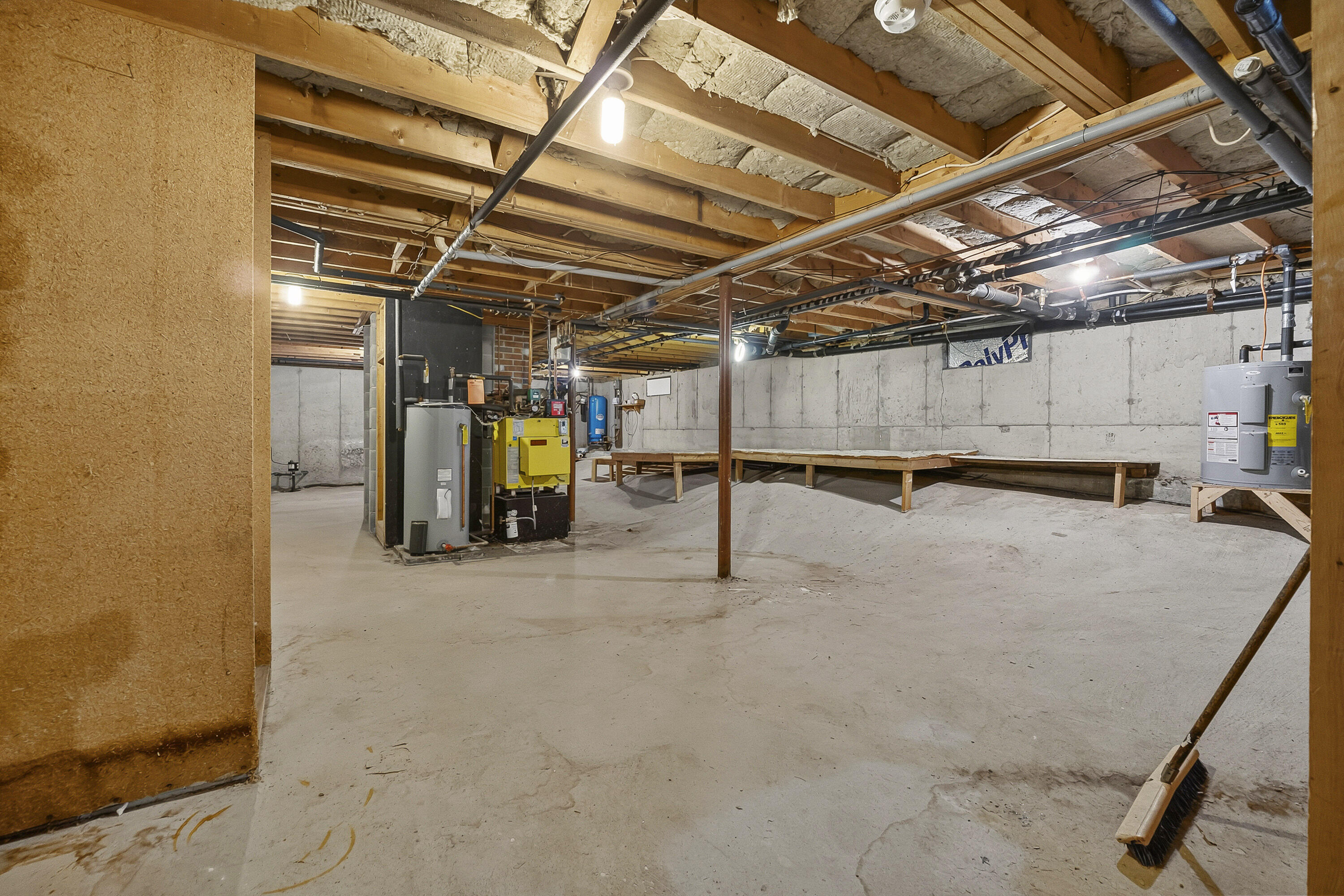 main property photo 60