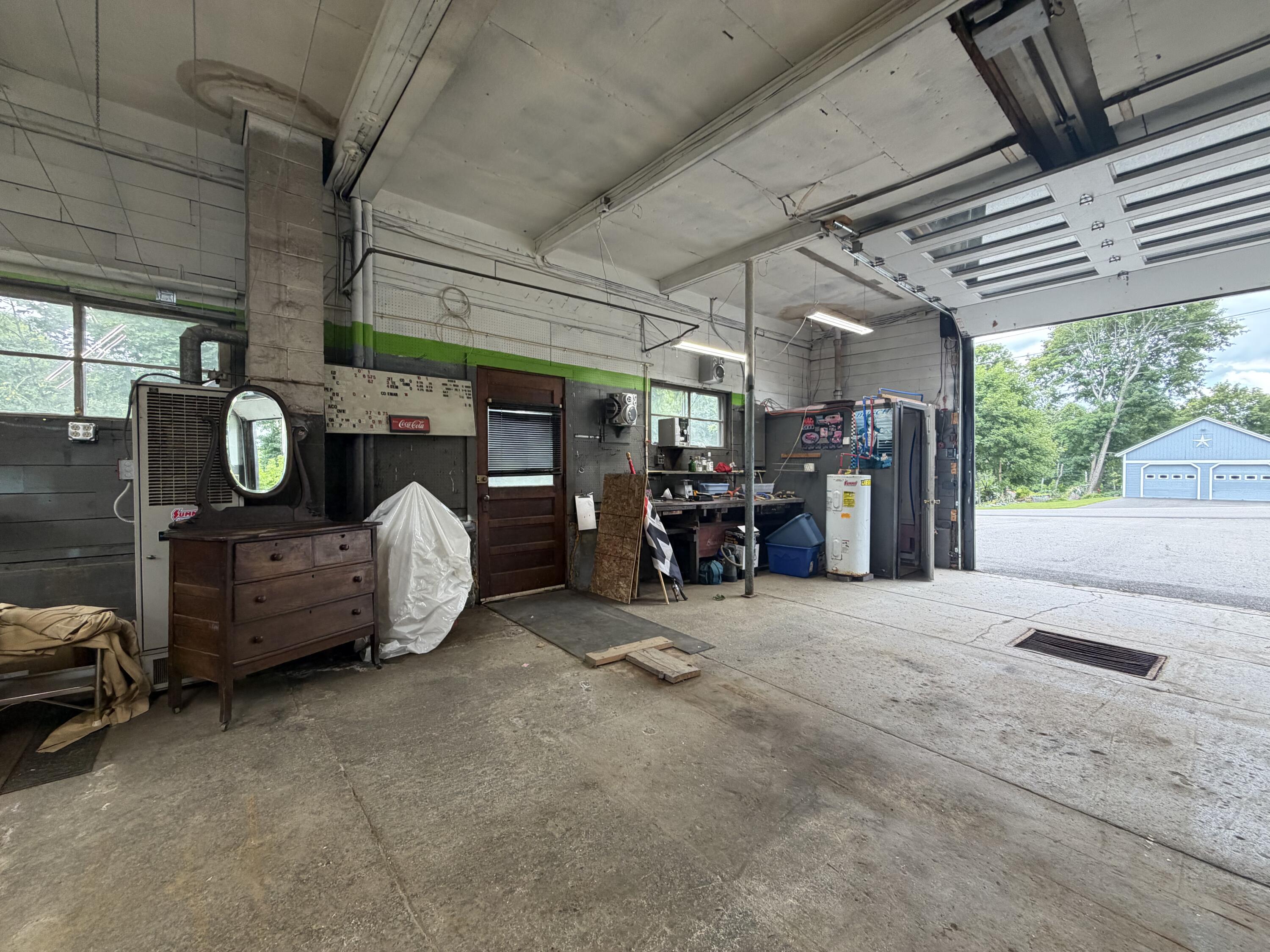 main property photo 75
