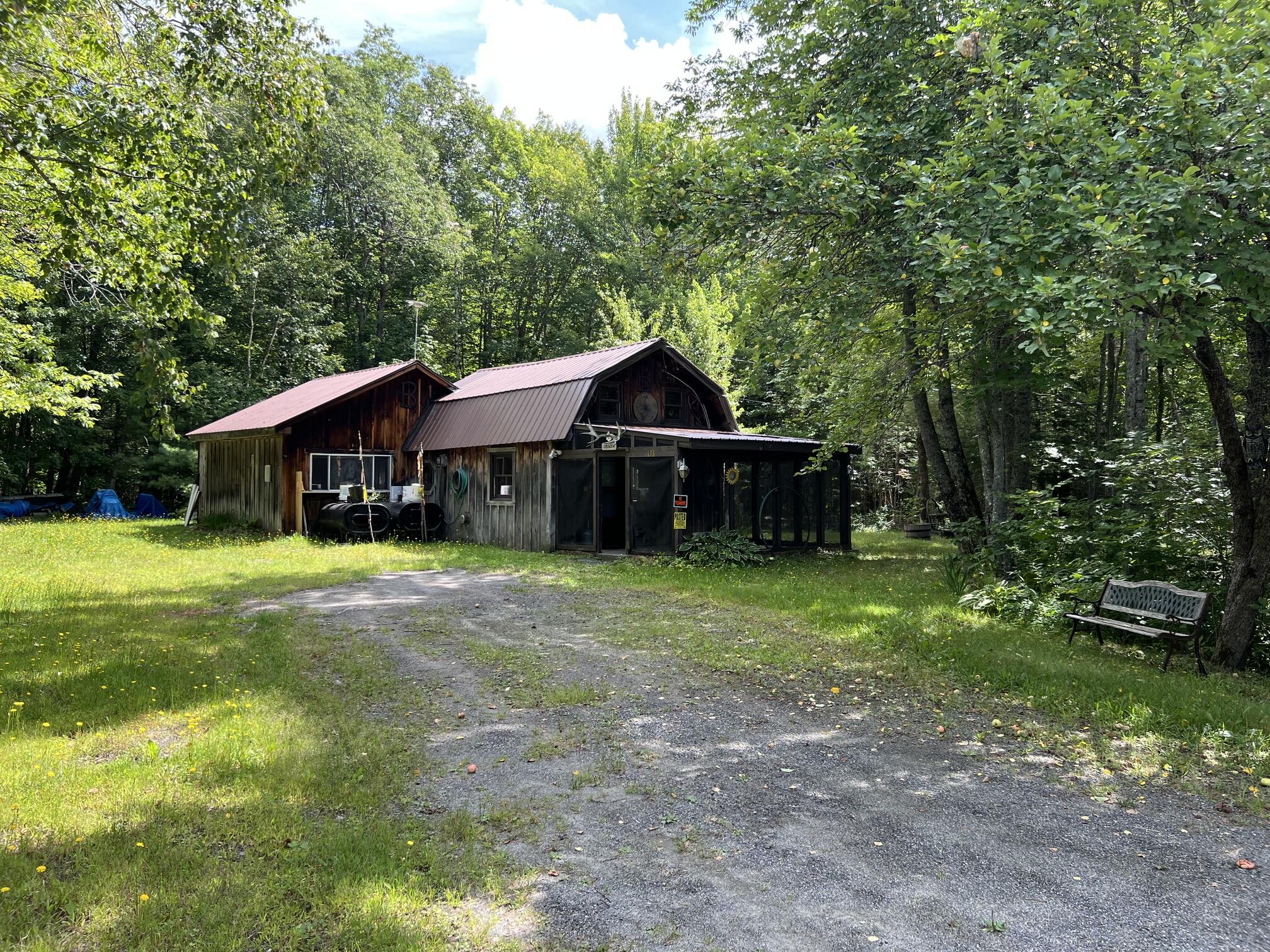 main property photo 35