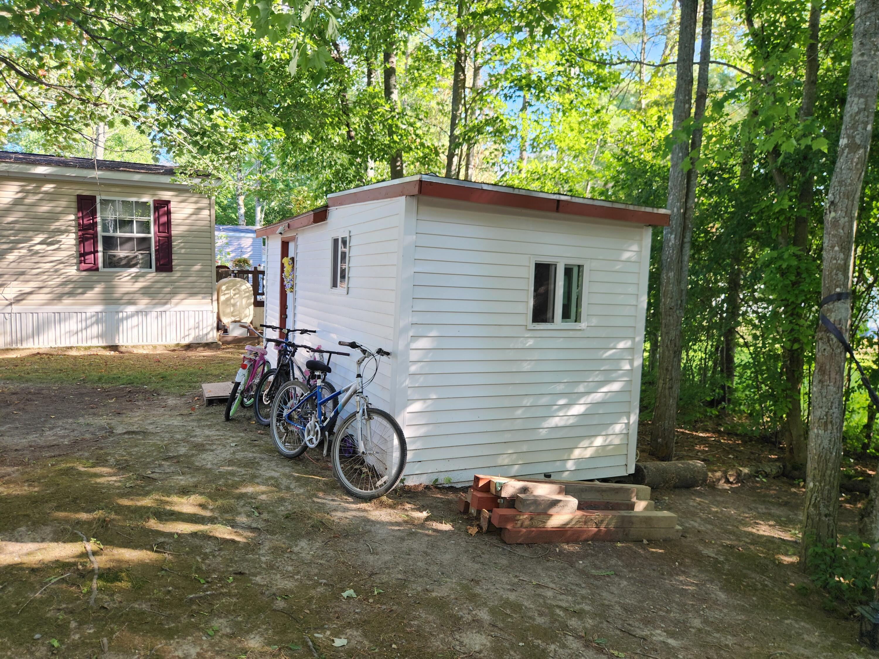 main property photo 41