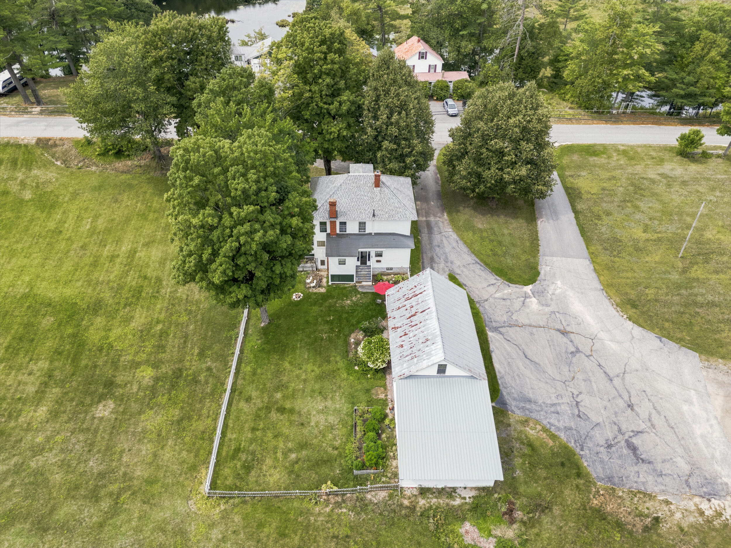 main property photo 54