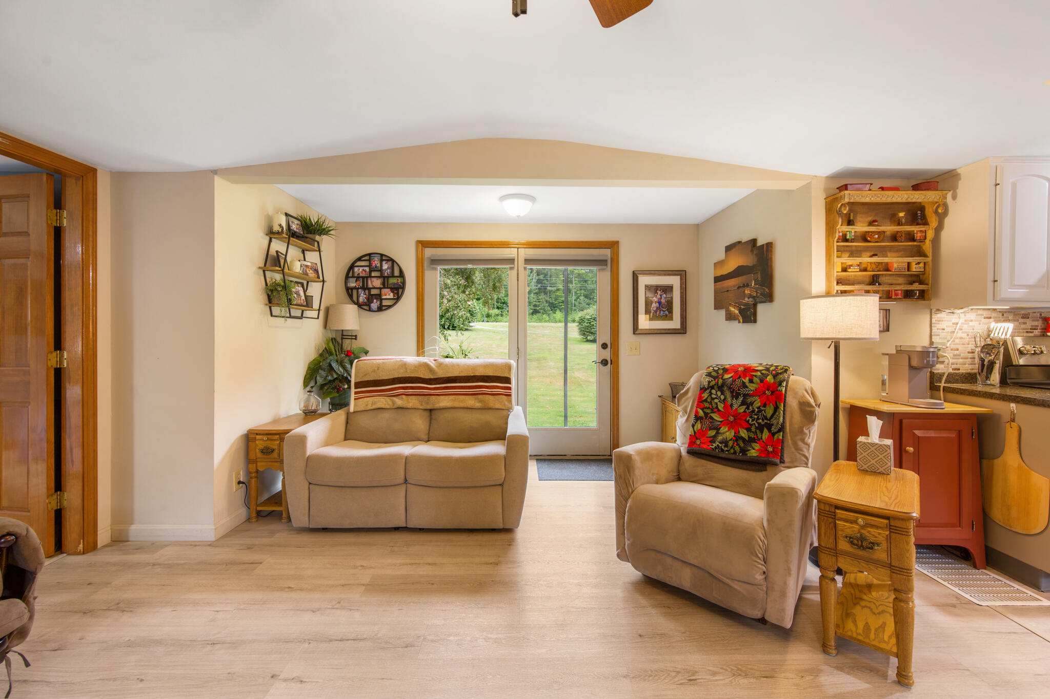 main property photo 73