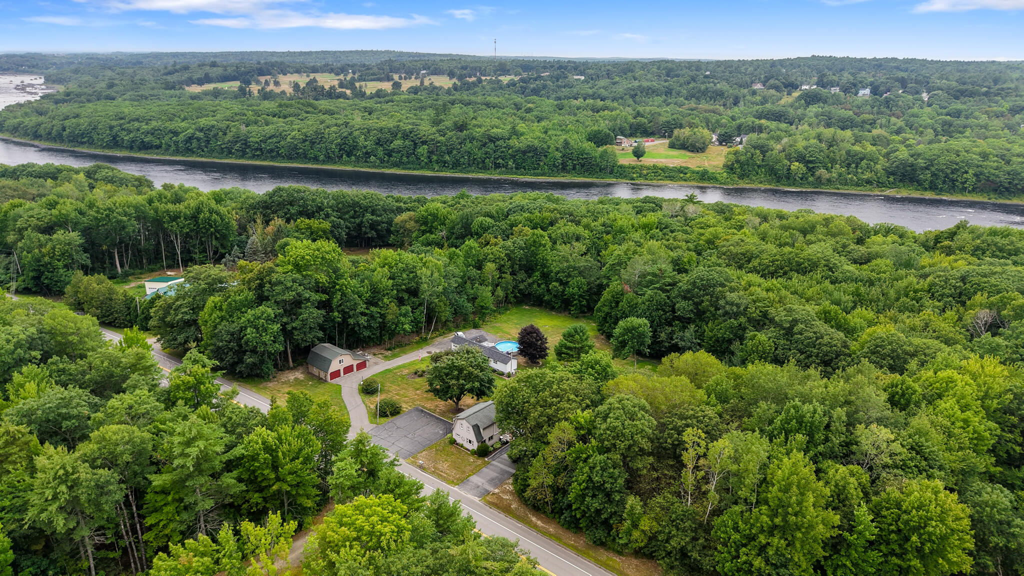main property photo 90