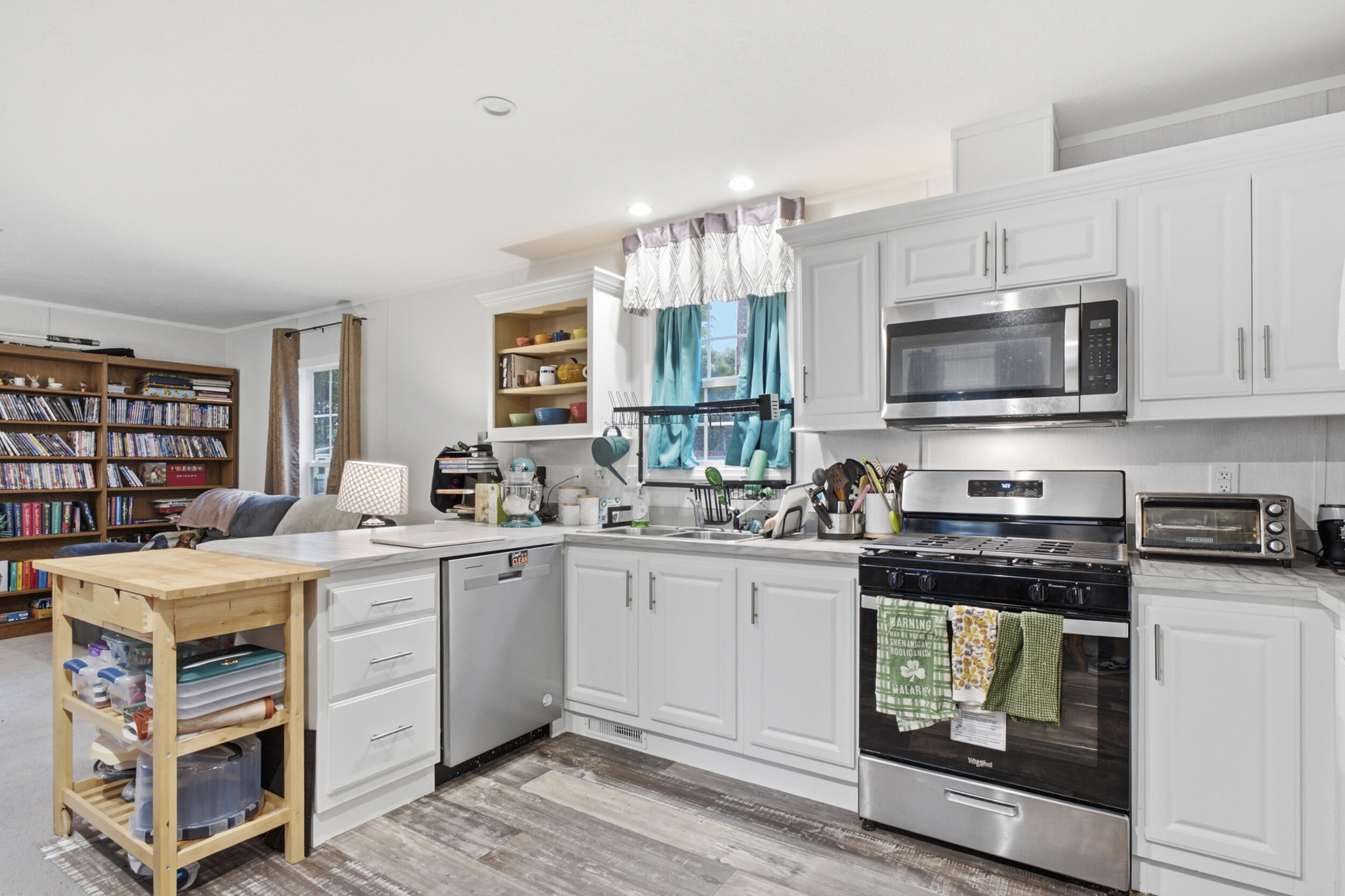 main property photo 12