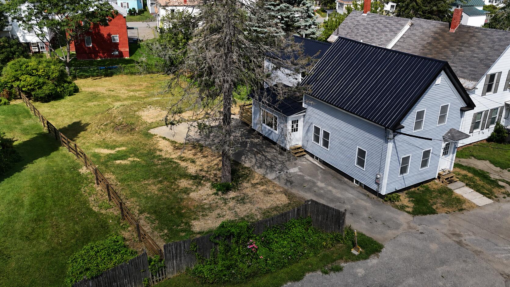 main property photo 48